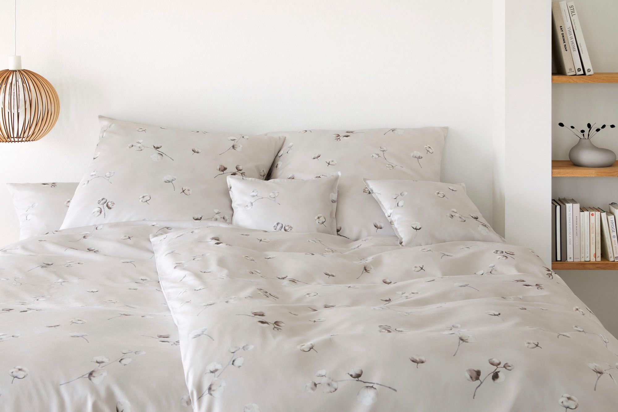 Elegante Bettwäsche »Cotton Flower«, angenehmes Hautgefühl