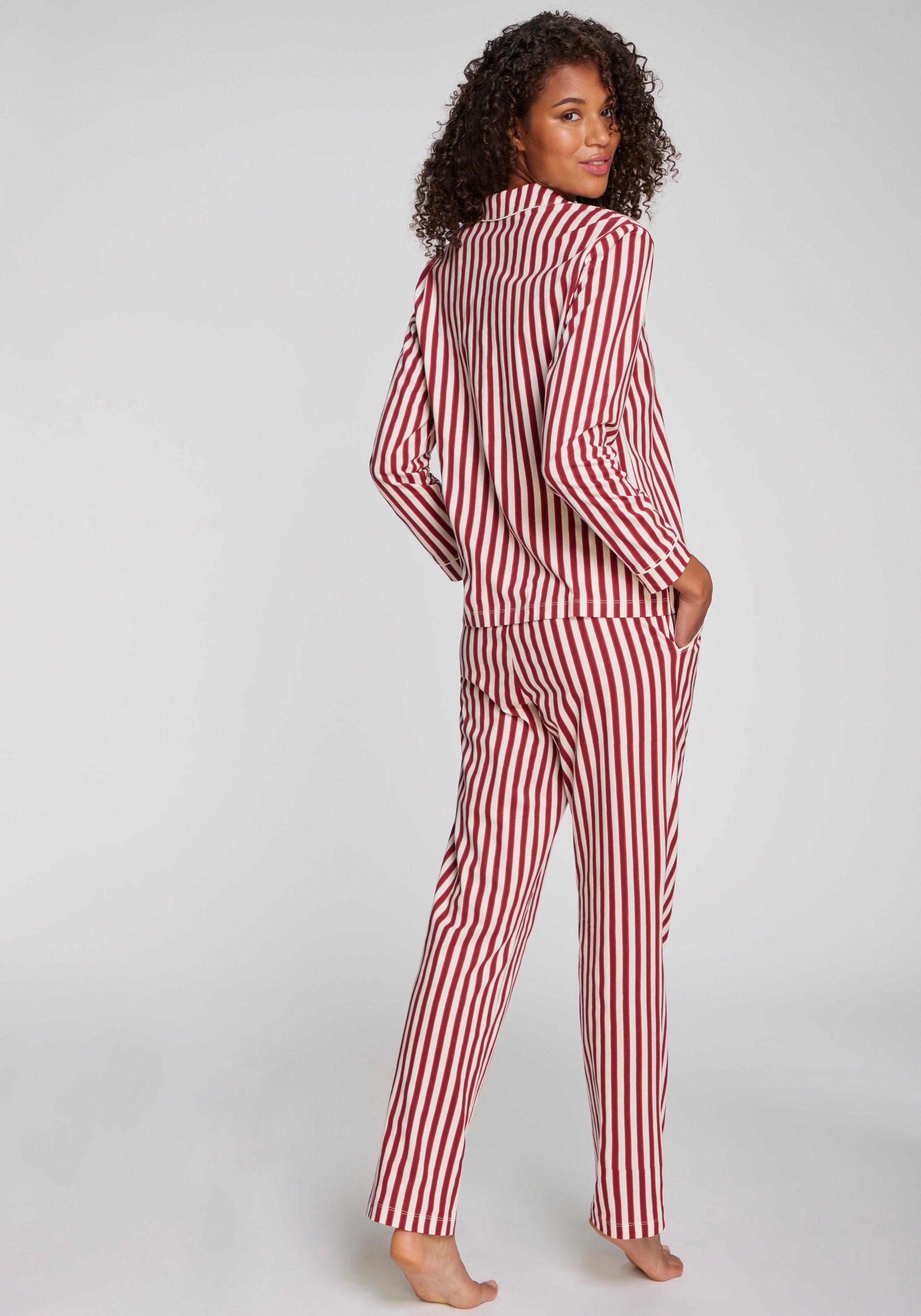 Thumbnail - LASCANA Pyjama 2-teilig, 2 tlg. Mit Weihnachtlichem Muster