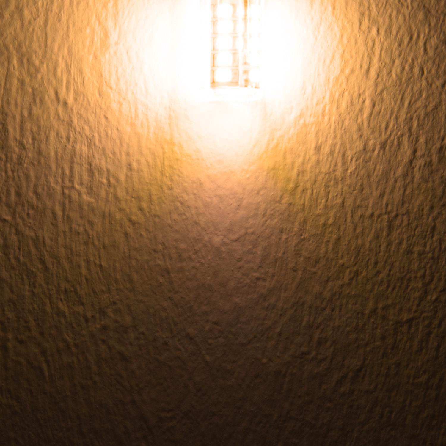 G4 LED-Leuchtmittel mit warmweißem Licht