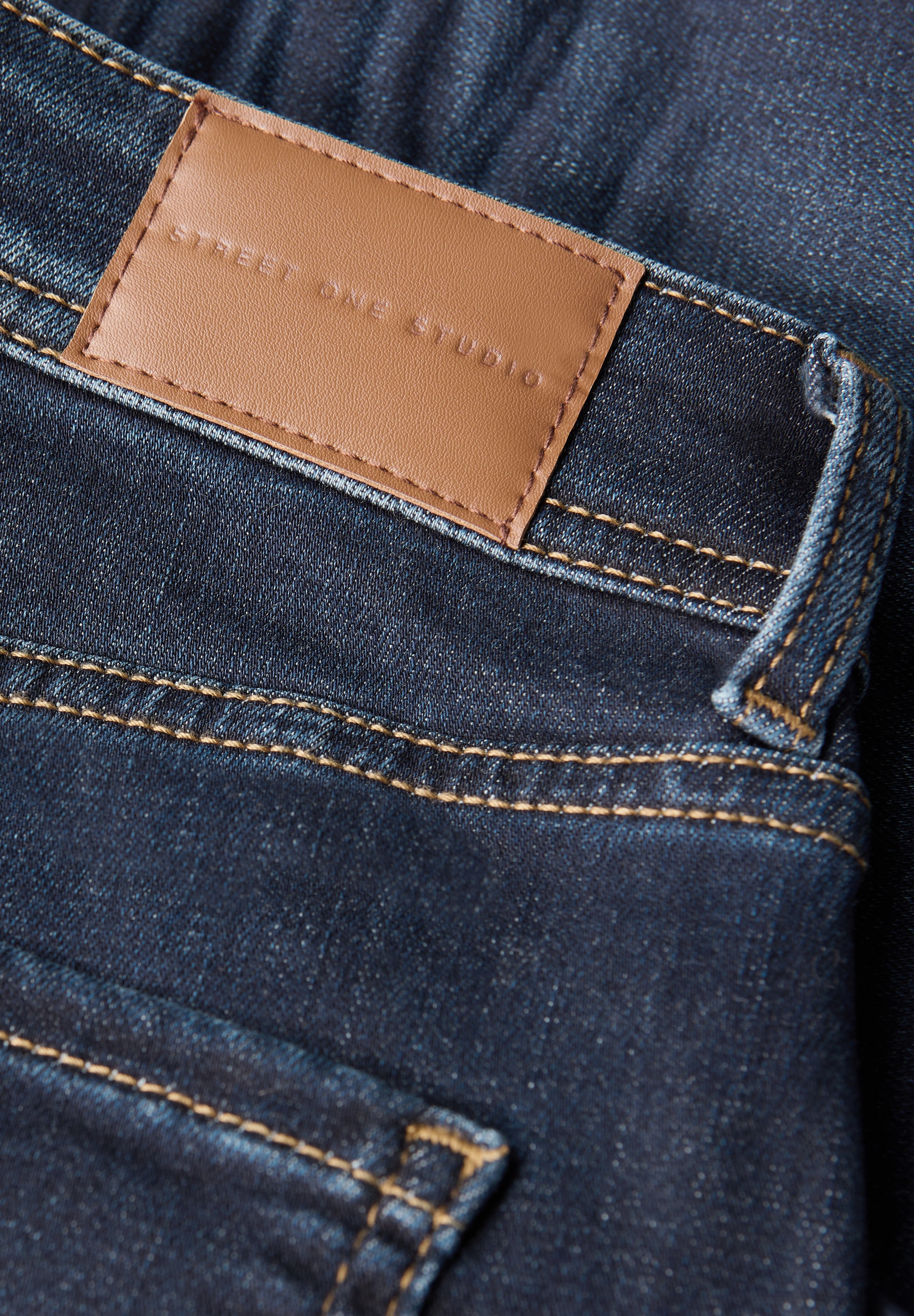 STREET ONE STUDIO Loose-fit-Jeans Middle Waist