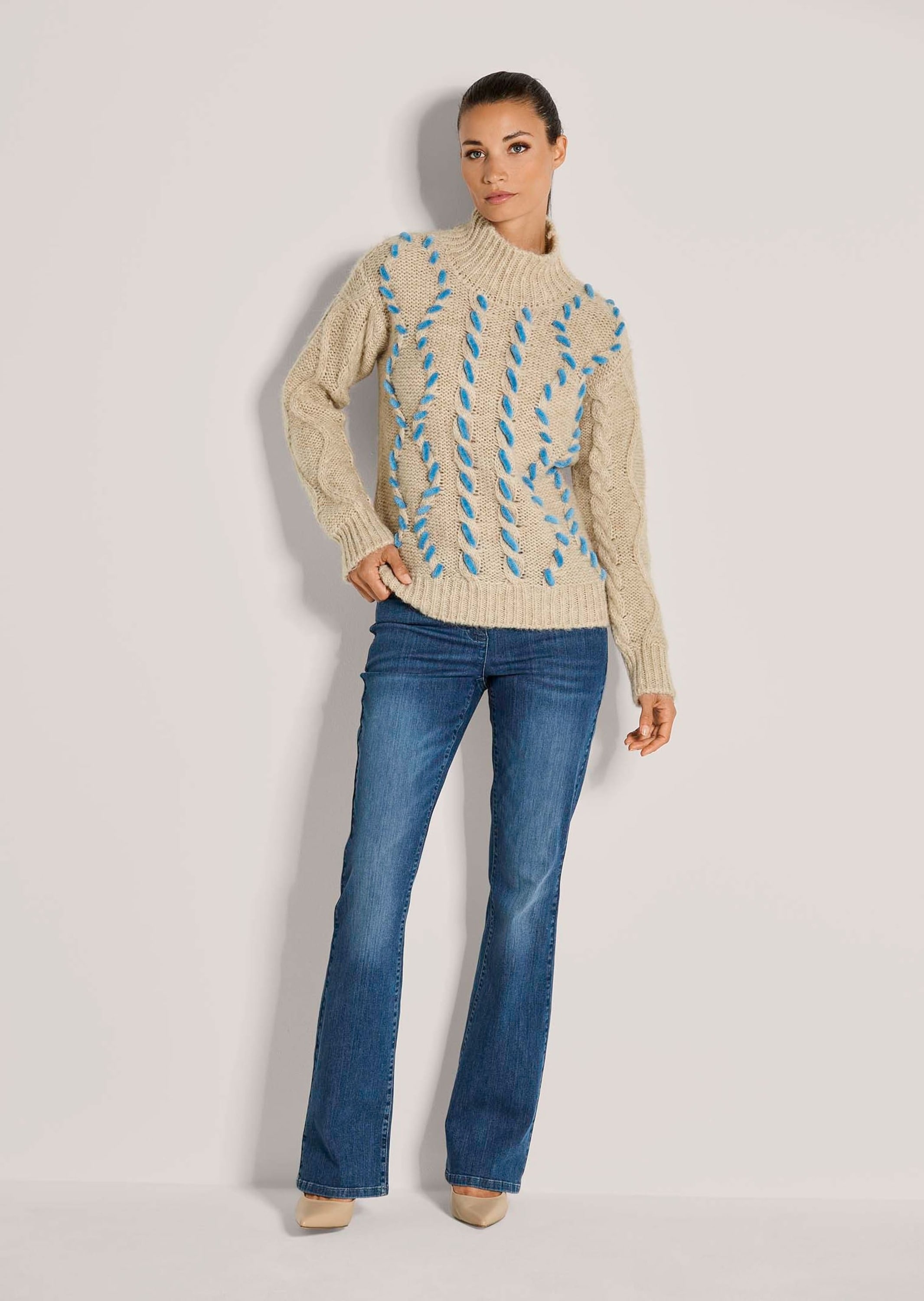 MADELEINE Longpullover »Strickpullover Modischer Grobstrickpullover mit Folklore-Elementen« Mit Zopf- und Rhomben-Muster