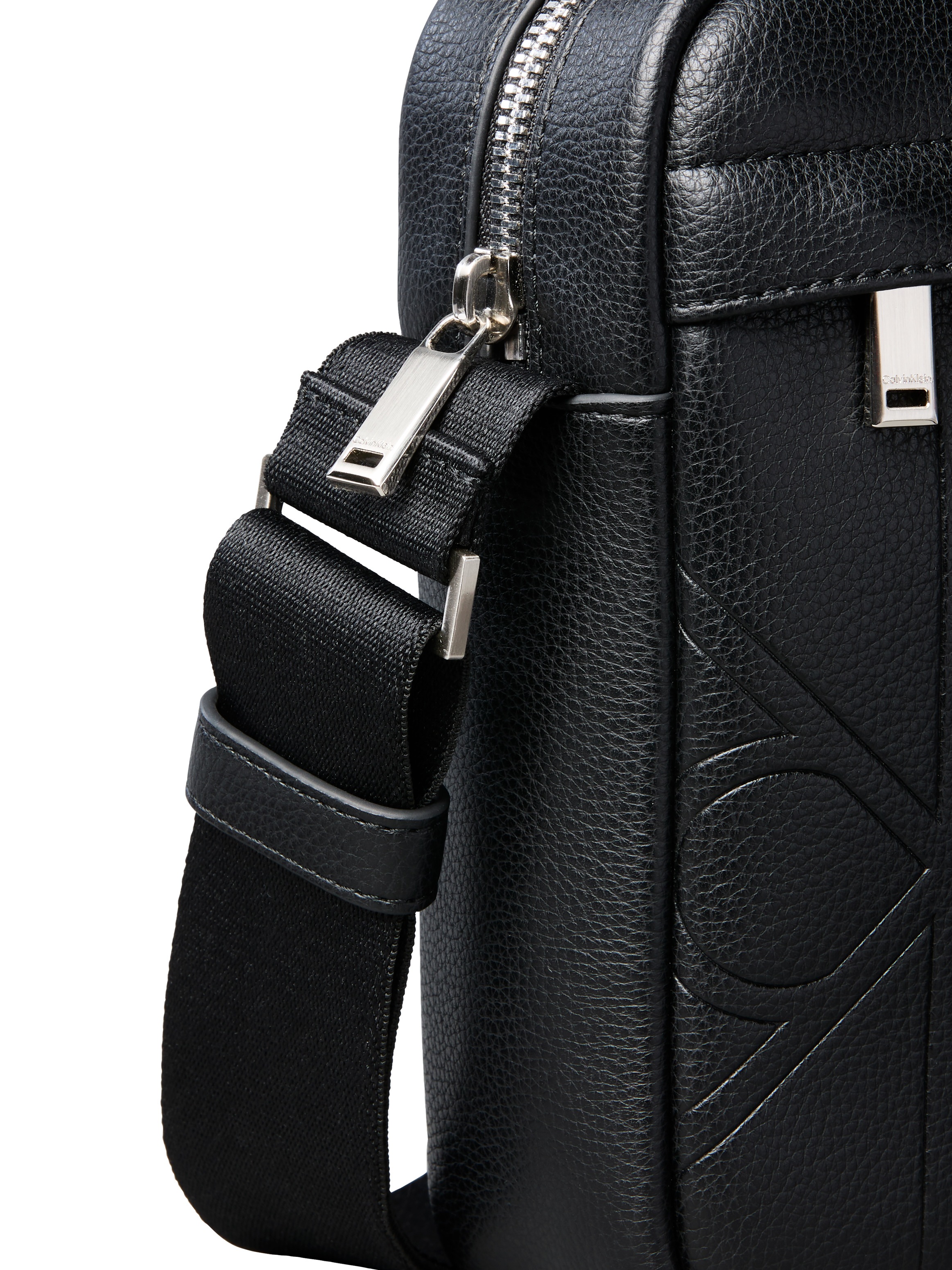 Calvin Klein Umhängetasche »EMBLEM AOP EMBOSS REPORTER« Schultertasche, Body Bag mit Außenfach