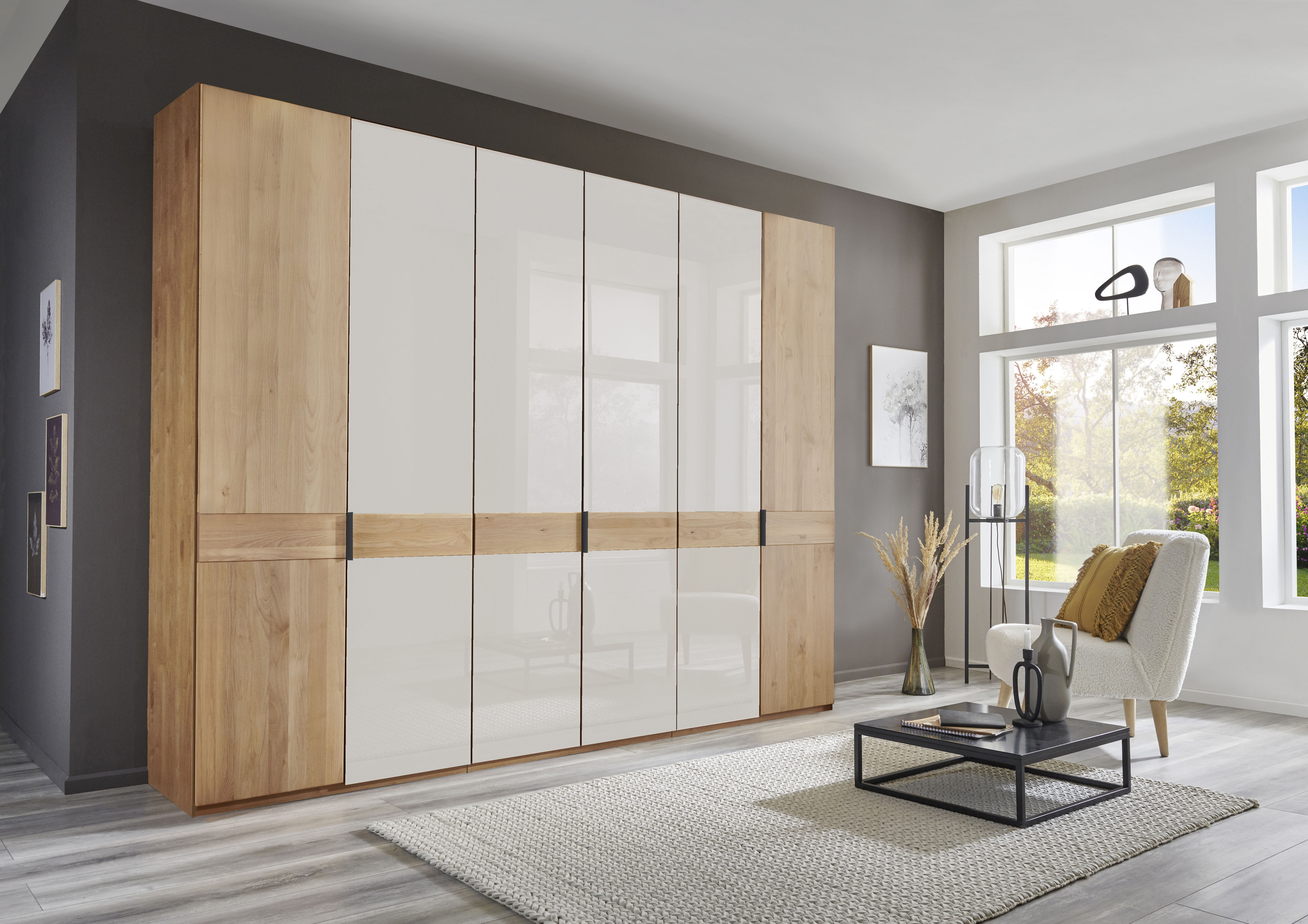 WIEMANN Kleiderschrank "Cardiff, Massivholztüren in Kombination mit Glas- oder Spiegeltüren" 4 Breiten, 2 Höhen 216/236cm auswählbar, hochwertiges Design in langlebiger Qualität, viel Stauraum