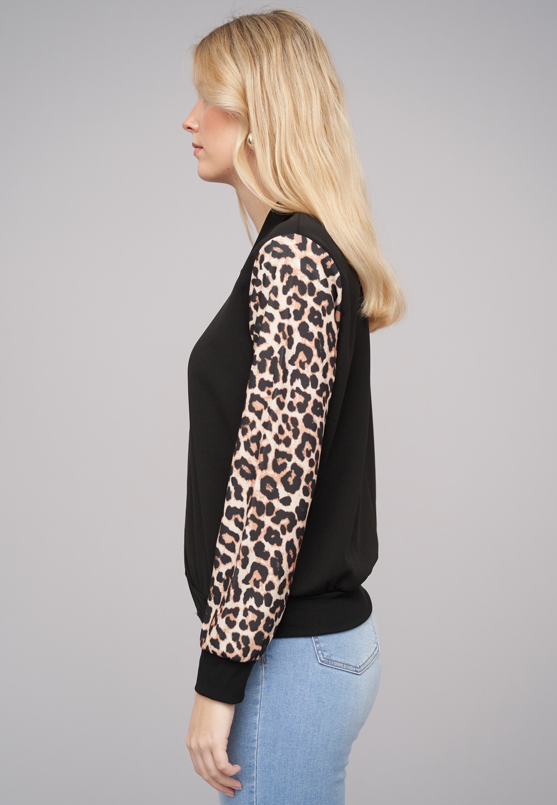 Bomberjacke CLOUD 5IVE "CLOUD 5IVE Bomber Jacket 2-Tone Leo Sleeve Print", Damen, Gr. S, schwarz, 95% Polyester, 5% Elasthan, mehrfarbig, normal, amerikanischer Ausschnitt, Jacken Bomberjacke 3