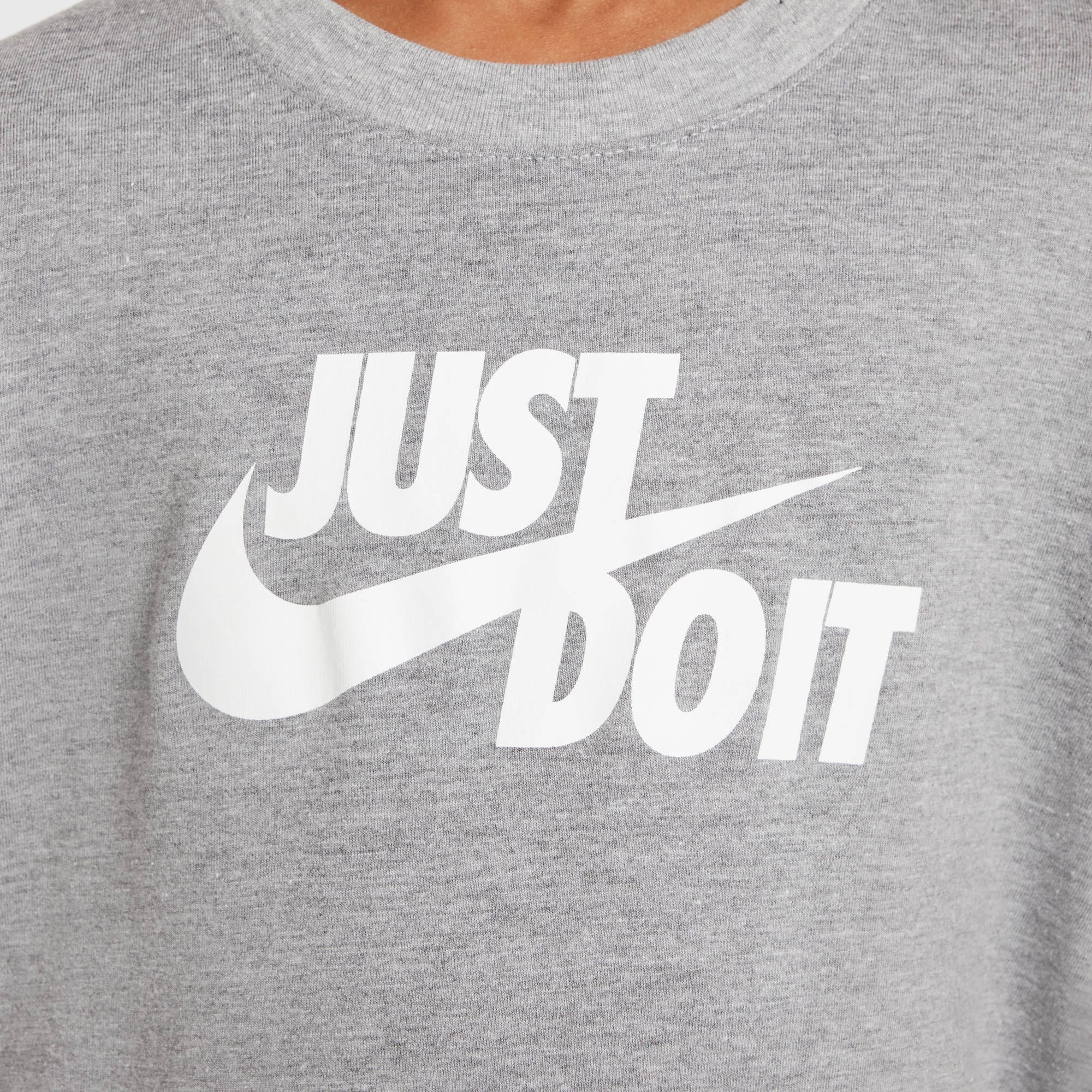 Nike Sportswear T-Shirt »Nike Sportswear Big Kids' T-Shirt« klassische Passform, sportlicher Stil, in verschiedenen US-Größen
