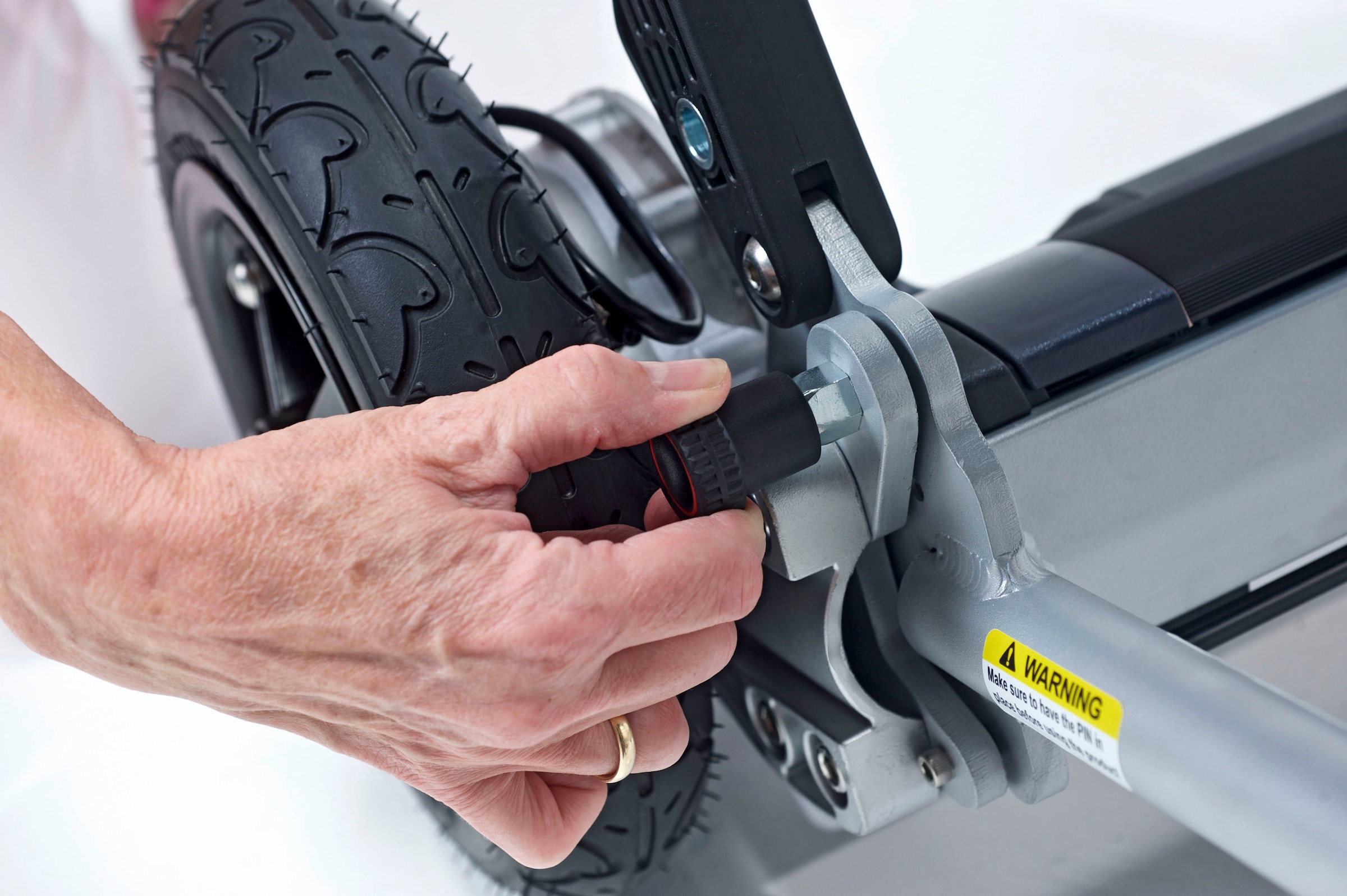 MovingStar Elektrorollstuhl »101 SF«, mit Hinterradantrieb, Joystick links