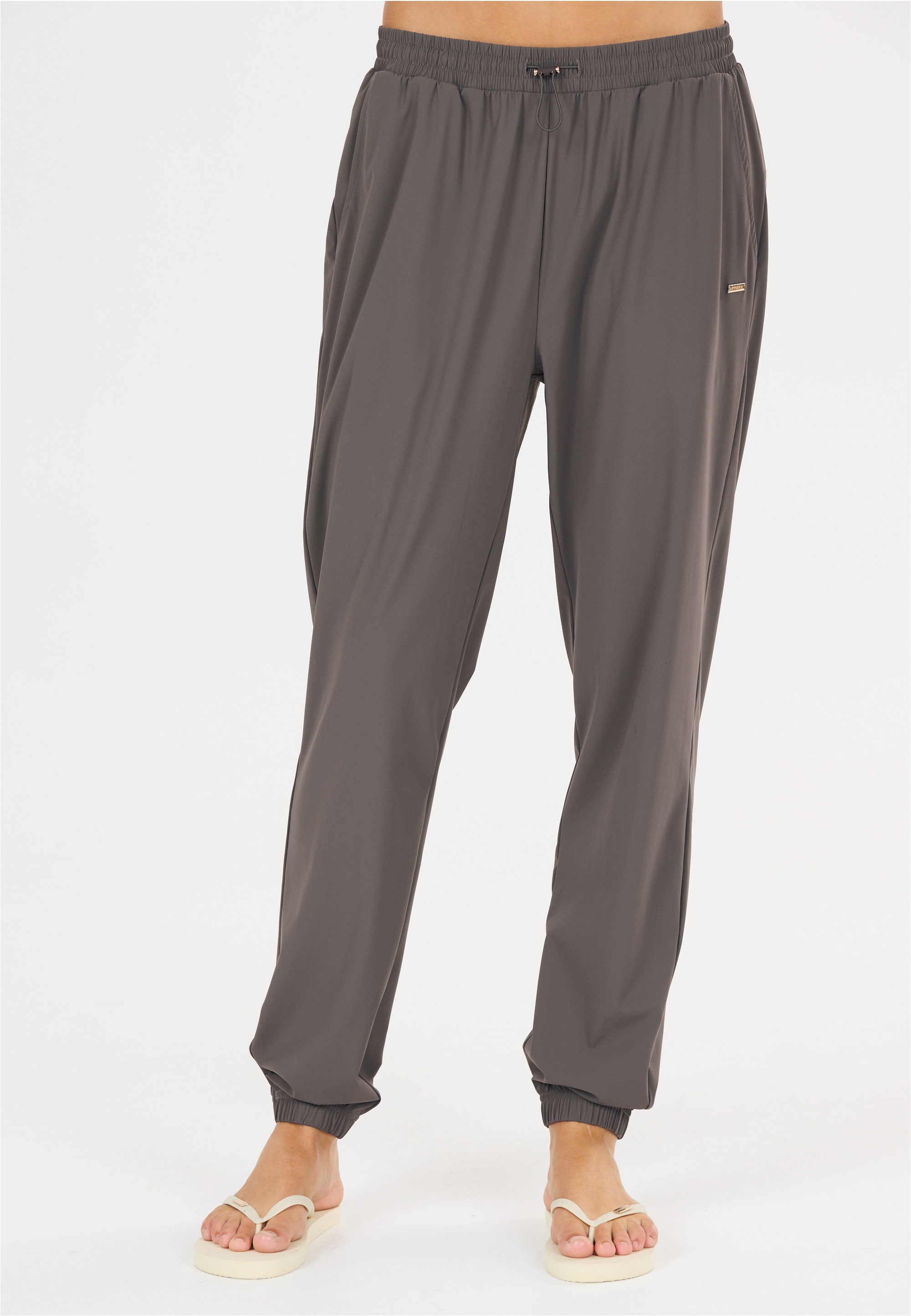 ATHLECIA "Amis" aus schnell trocknendem Stretch-Material