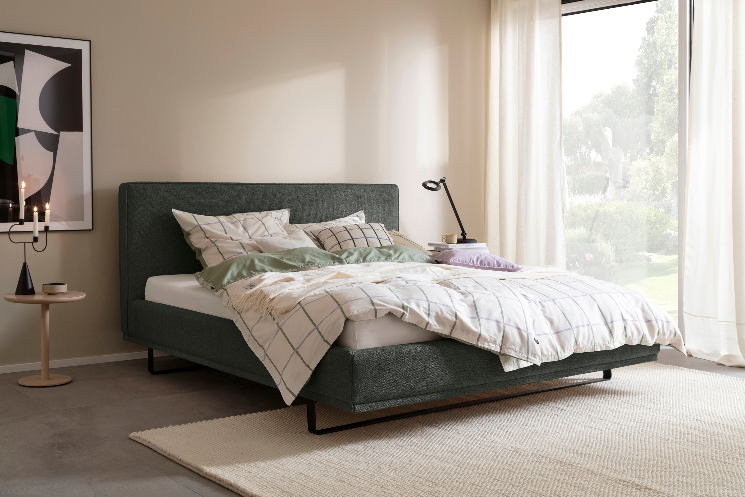 SCHÖNER WOHNEN-Kollektion Polsterbett »COMO in der Breite 180cm« mit schwarzen Metallkufen, erhältlich in verschiedenen Farben