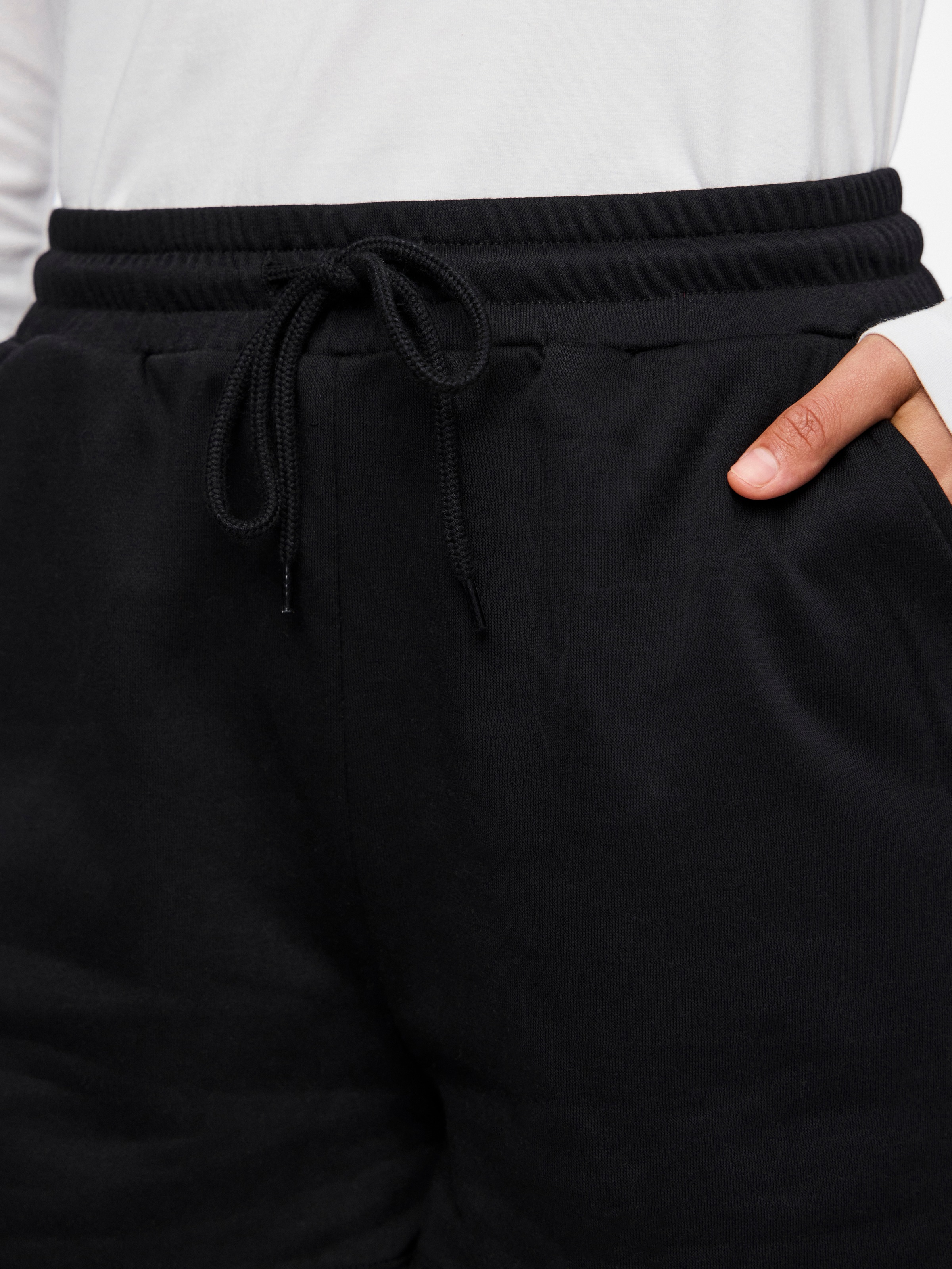 pieces Sweatshorts "PCCHILLI SUMMER HW SHORTS UB NOOS BC" mit Eingrifftasch günstig online kaufen