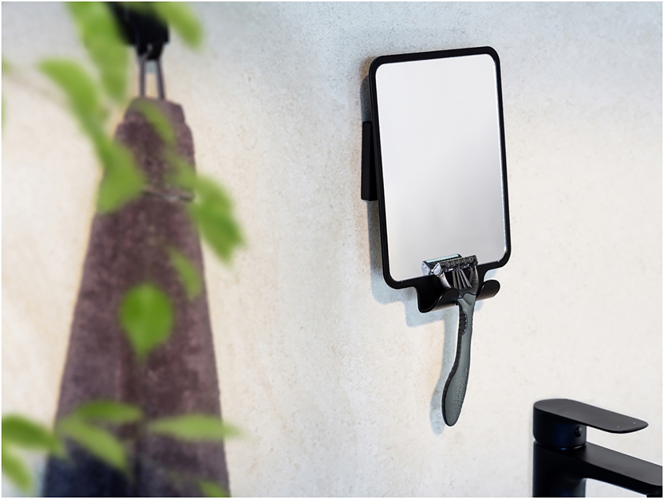 WENKO Wandspiegel "Vacuum-Loc Modell Quadro", Antibeschlagspiegel fürs Bade günstig online kaufen