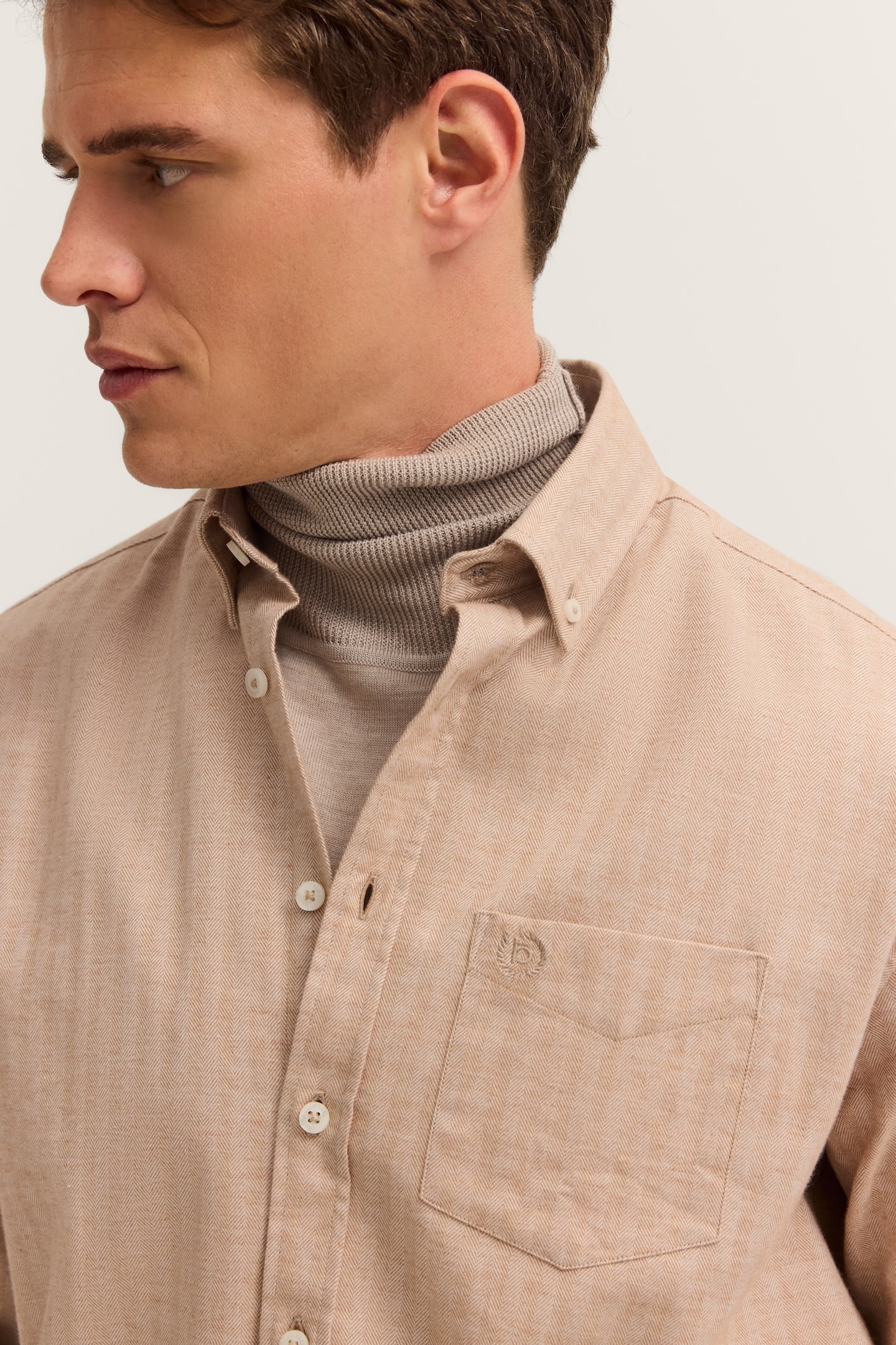bugatti Langarmhemd »Soft Cotton«, im Modern Fit mit Button-Down Kragen