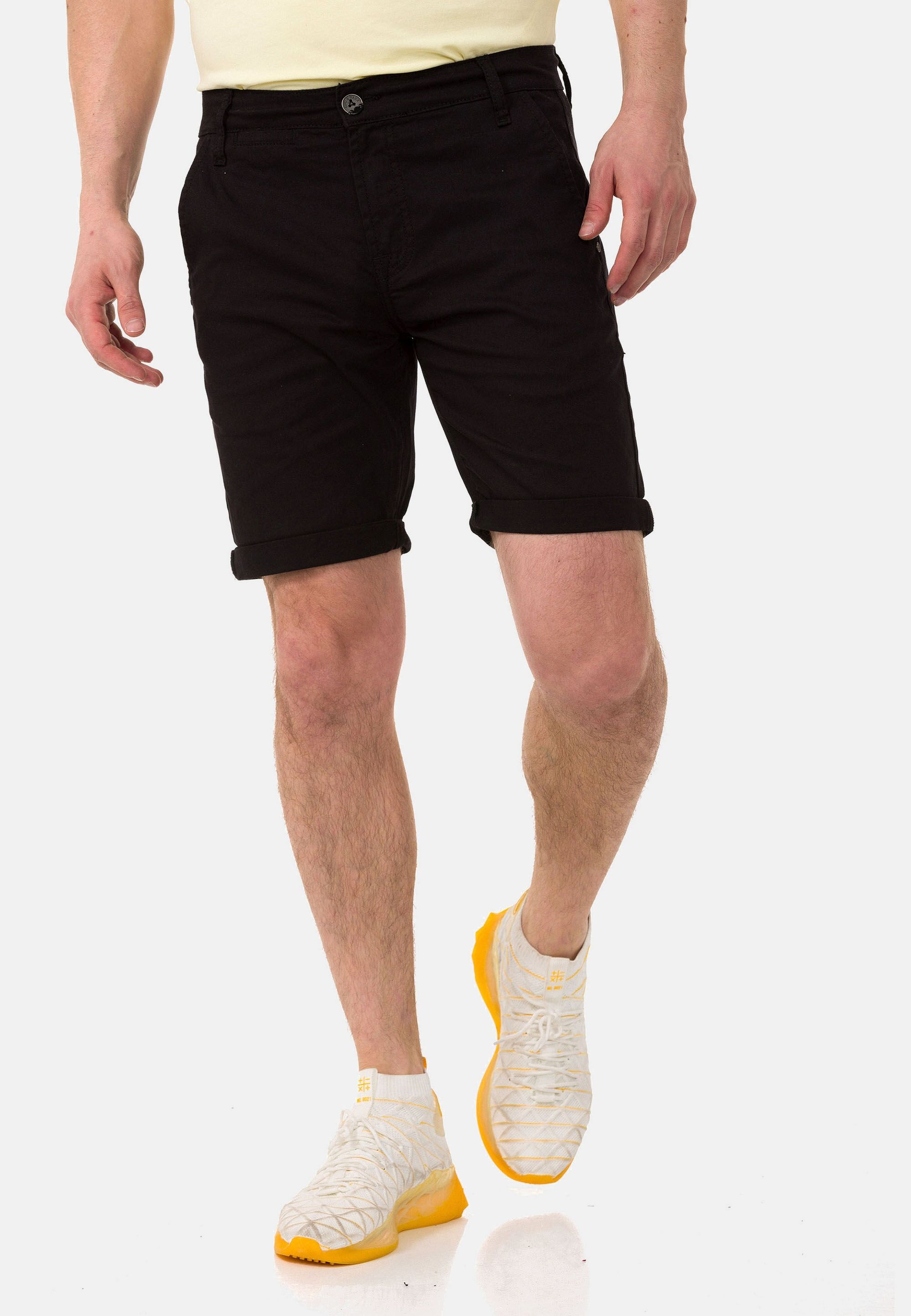 Cipo & Baxx Stoffhose "Shorts" im unifarbenen Look