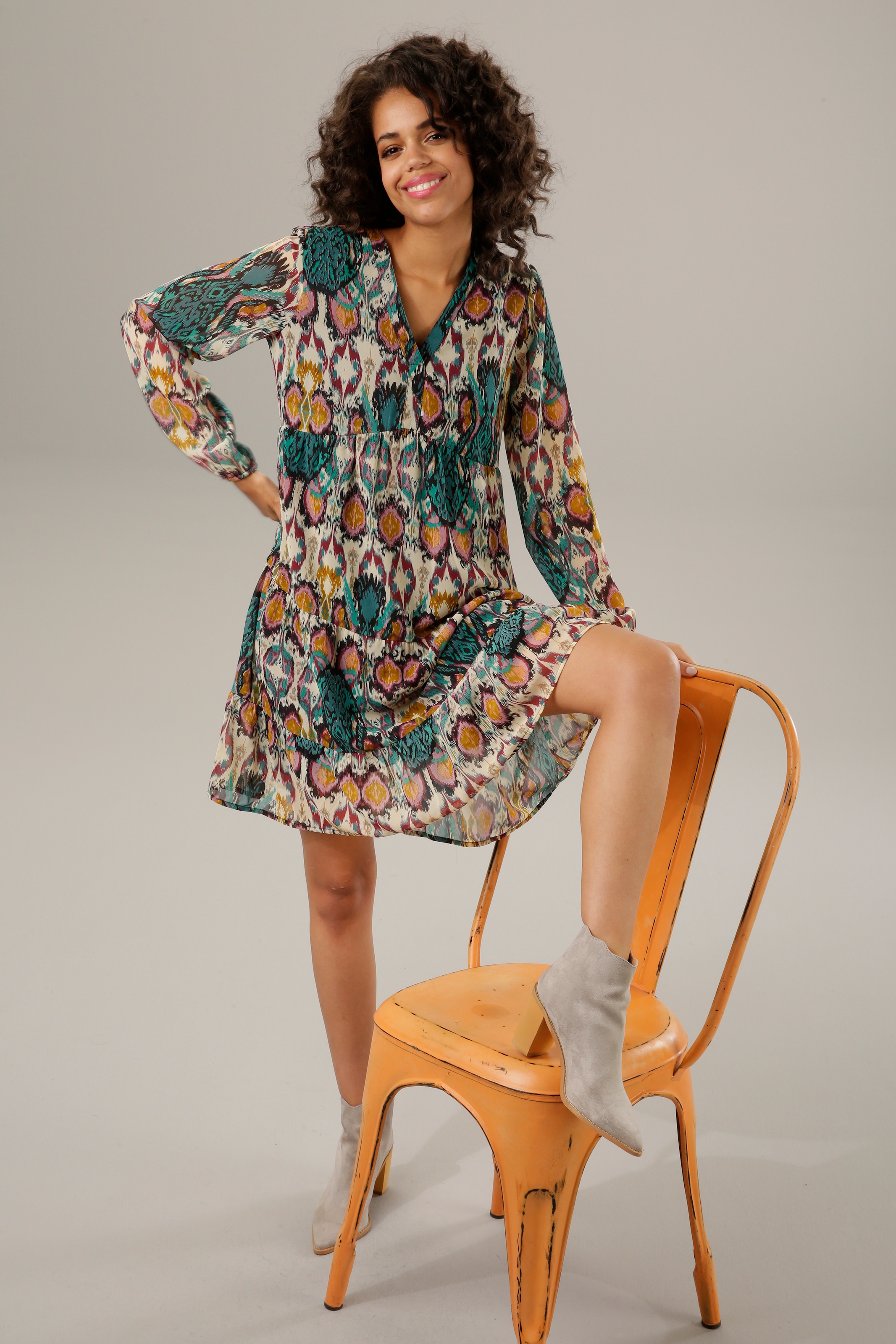 Aniston CASUAL Tunikakleid, mit farbenfrohem Ethno-Druck BAUR - bestellen Unikat NEUE - | KOLLEKTION ein jedes Teil für