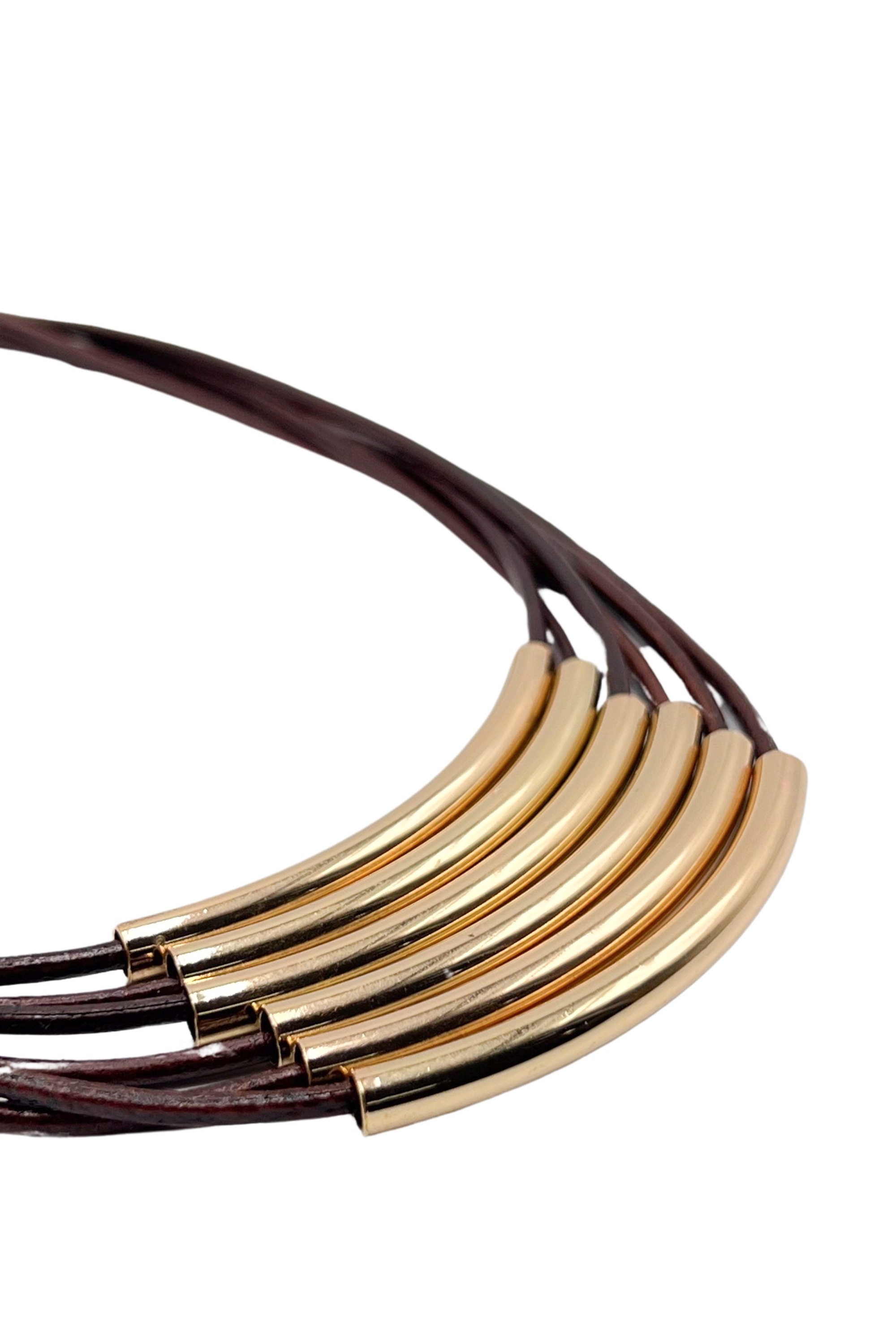 COLLEZIONE ALESSANDRO Kette mit Anhänger »Elenya«, 6-reihige Kette aus feinen Lederbändern
