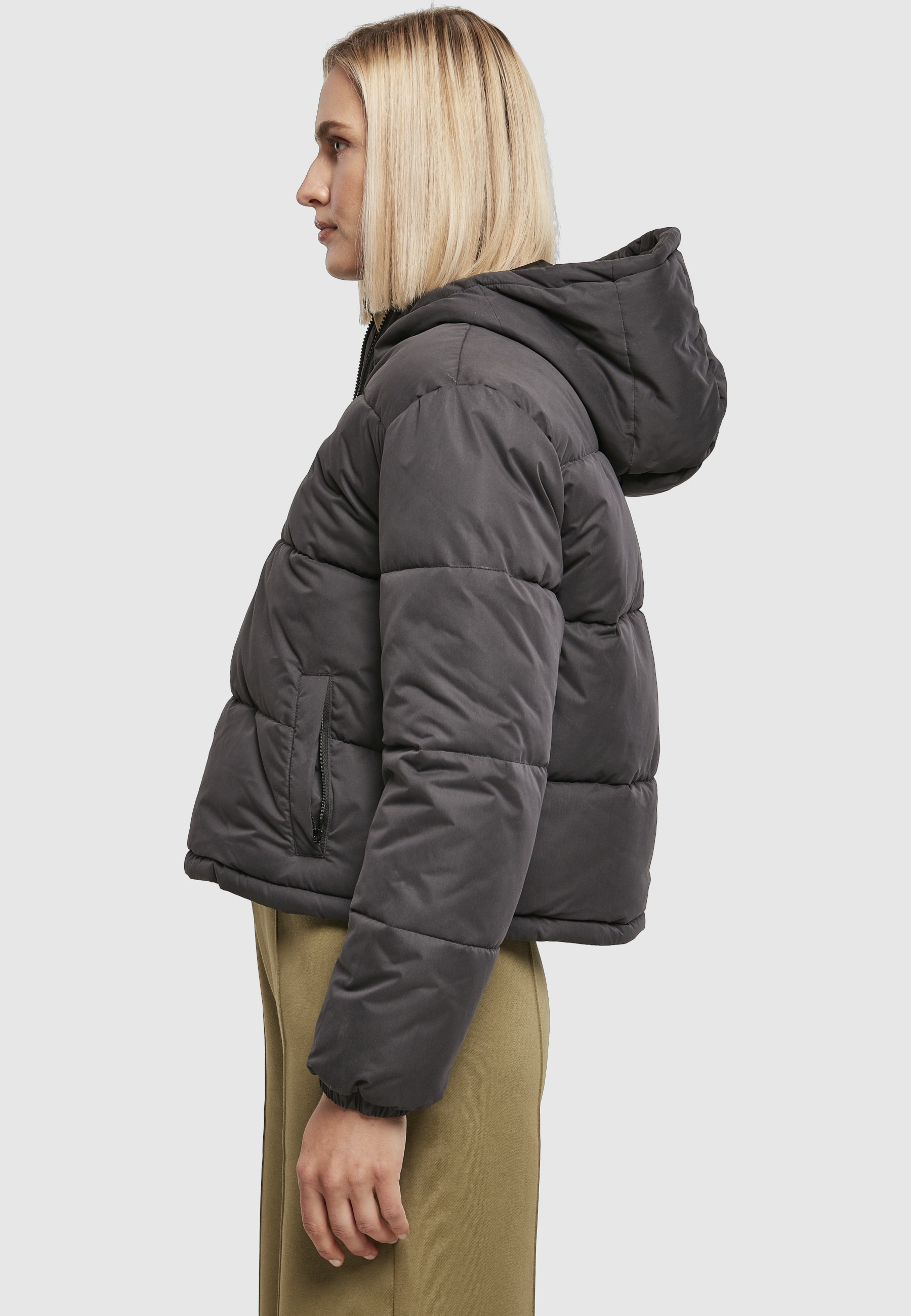 URBAN CLASSICS Winterjacke »Urban Classics Damen Ladies Puffer Pull Over Jacket« 1 Stk. tlg. mit Kapuze