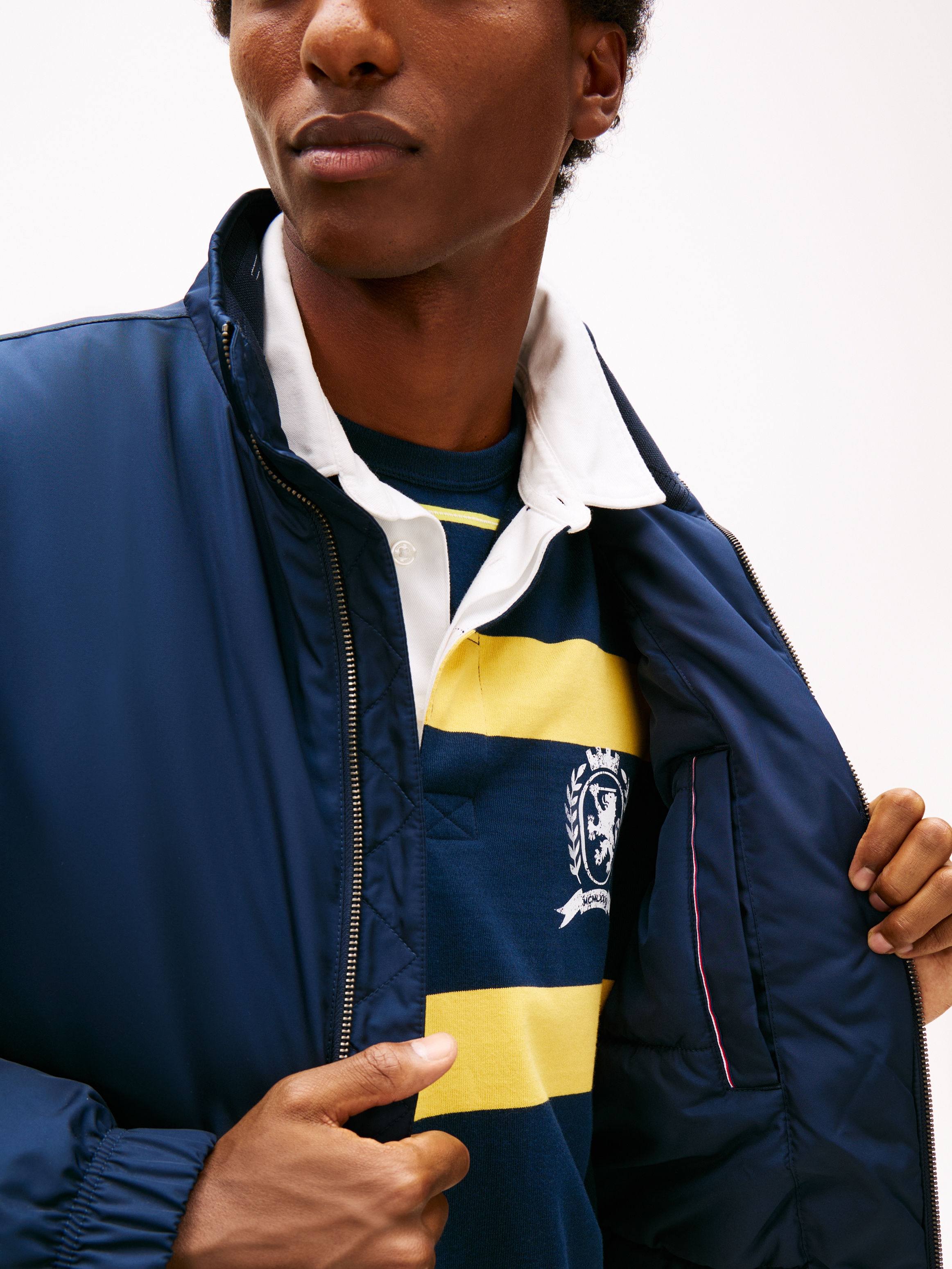 Tommy Jeans Blouson »TJM ESSENTIAL PADDED JACKET EXT«, Freizeitjacke, Übergangsjacke glänzend, Stretchbündchen, Stehkragen
