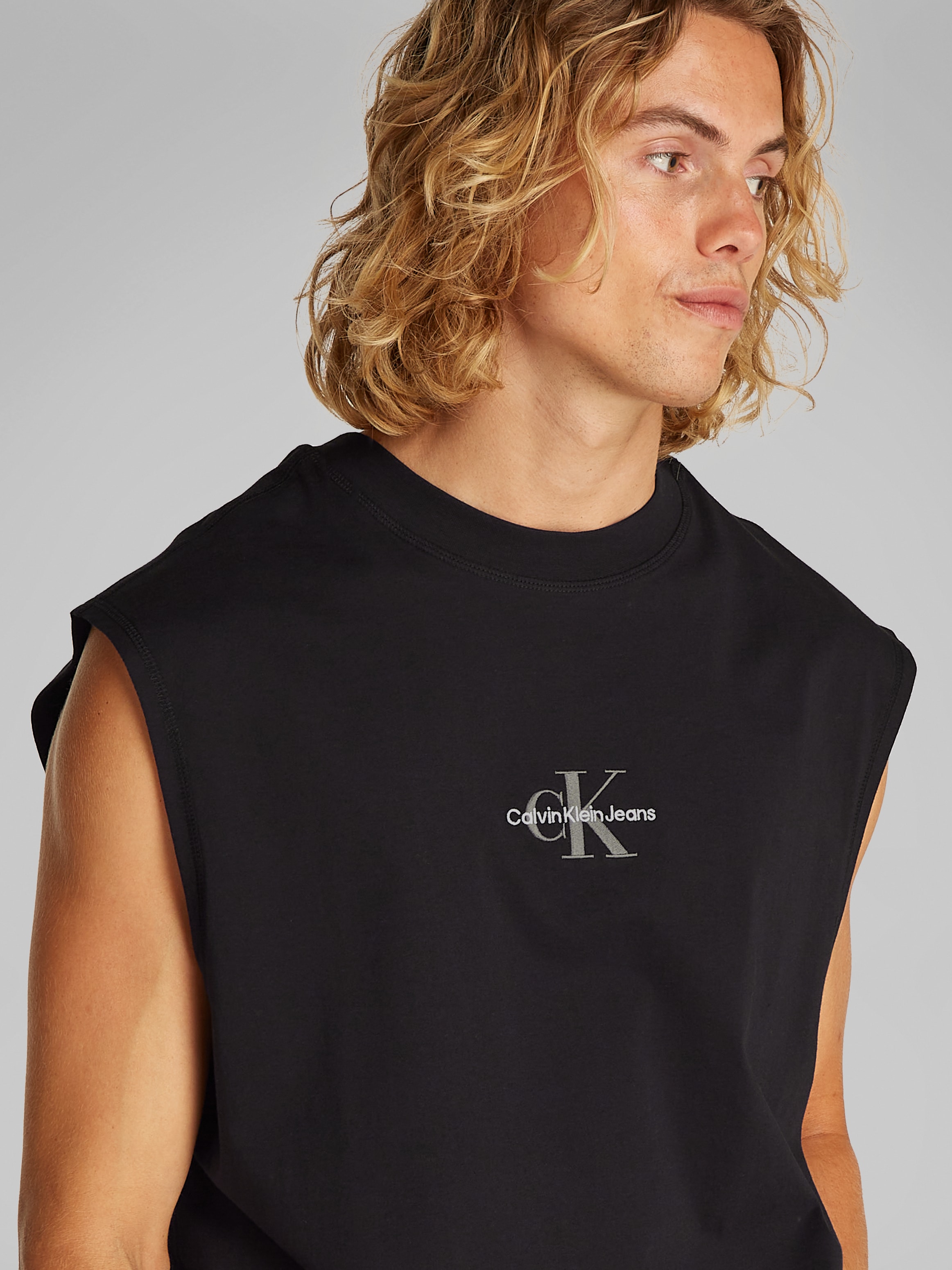 Calvin Klein Jeans Rundhalsshirt "MONOLOGO SLEEVELESS TEE", mit Logosticker günstig online kaufen