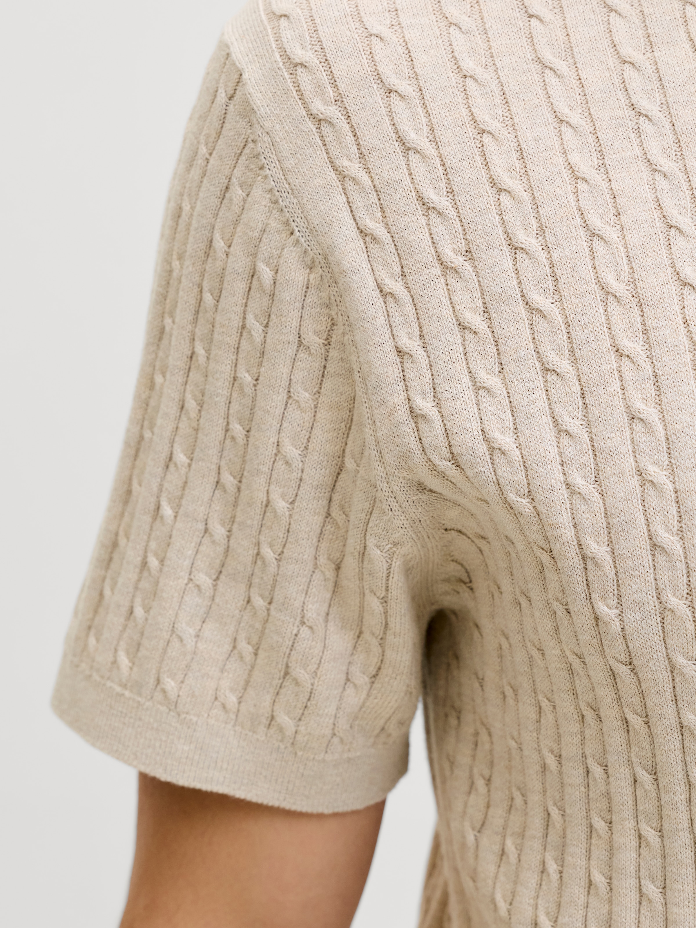 Jack & Jones Polokragenpullover »JJEEMIL KNIT CABLE POLO SS LN« mit Polokragen