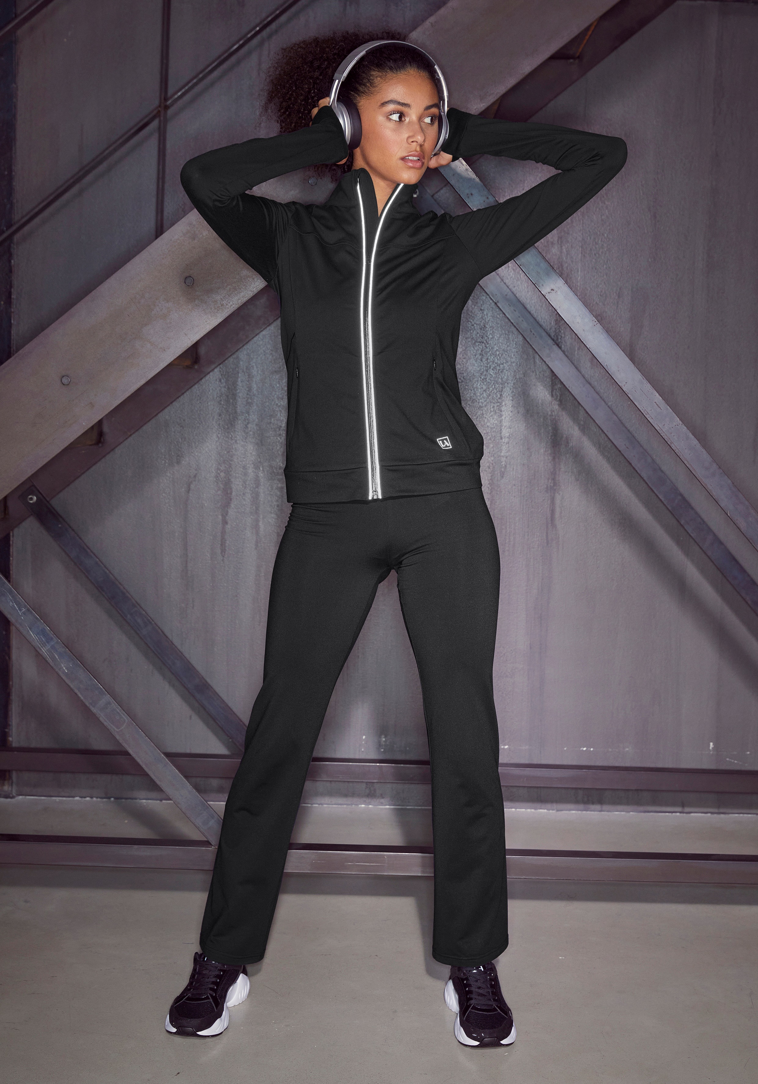 Thumbnail - LASCANA ACTIVE Thermohose, mit reflektierenden Details
