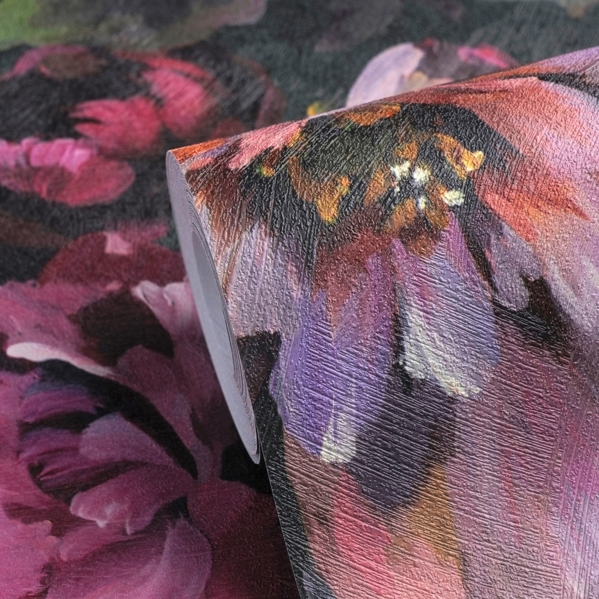 A.S. Création Vliestapete »Trend Spectrum Peony – Opulente Pfingstrosen Vliestapete« floral | geblümt | leicht glänzend strukturiert Opulente Pfingstrosen mit lebendiger Farbwirkung und Struktur