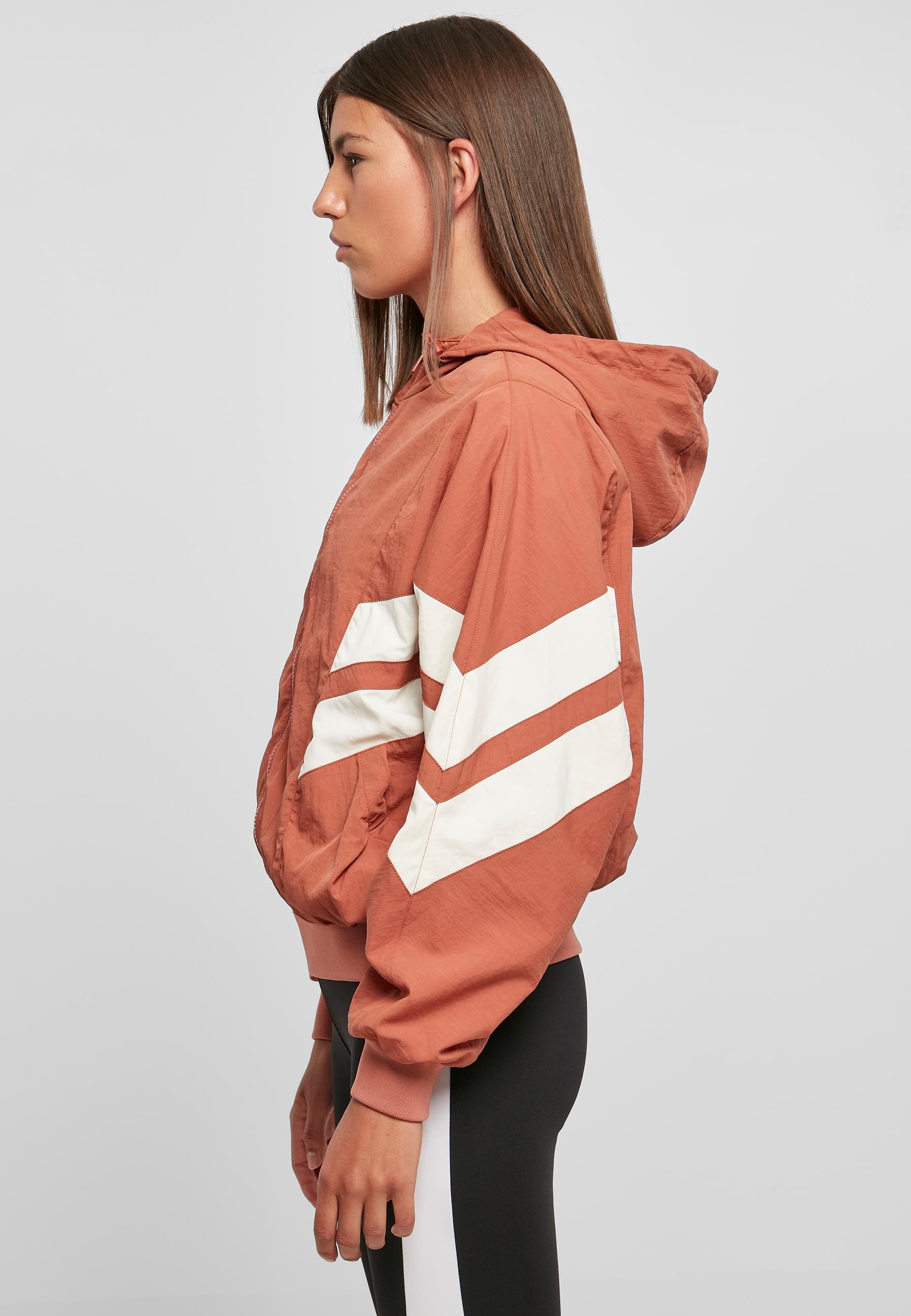 URBAN CLASSICS Allwetterjacke »Urban Classics Damen Ladies Crinkle Batwing Jacket«, (1 St.), mit Kapuze
