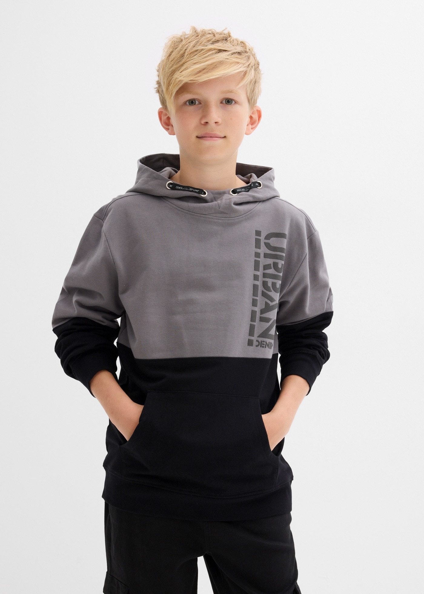 bonprix Hoodie "Hoodie aus reiner Baumwolle", normale Passform, modernes Colorblocking-Design, aus Baumwolle