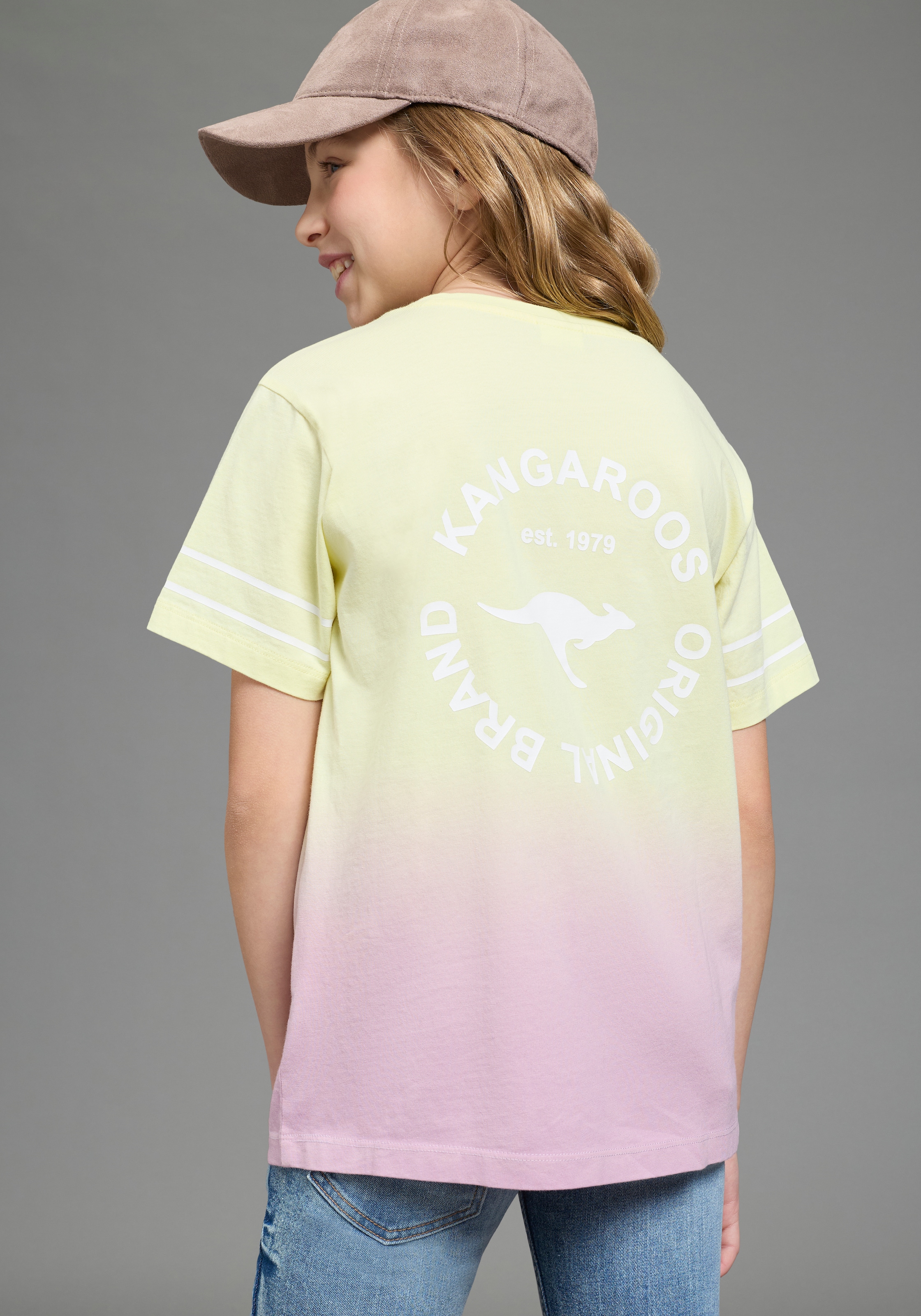 T-Shirt KANGAROOS "Kangaroos mit trendigem Farbverlauf", Mädchen, Gr. 152/158, gelb, lila, Jersey, Obermaterial: 100% Baumwolle, bedruckt, bequem hüftbedeckend, Rundhals, abgesteppte Kante, Shirts T-Shirt, kurzärmelig, bequeme Passform, mit Logodruck, Run