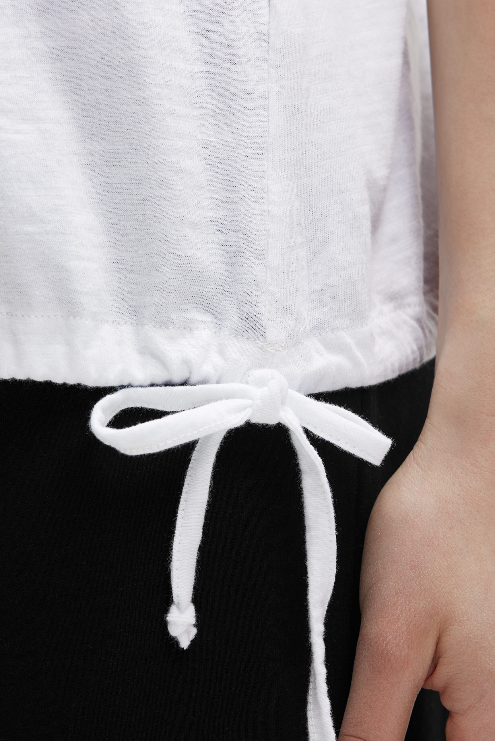 SOCCX Rundhalsshirt mit Bindeband am Saum