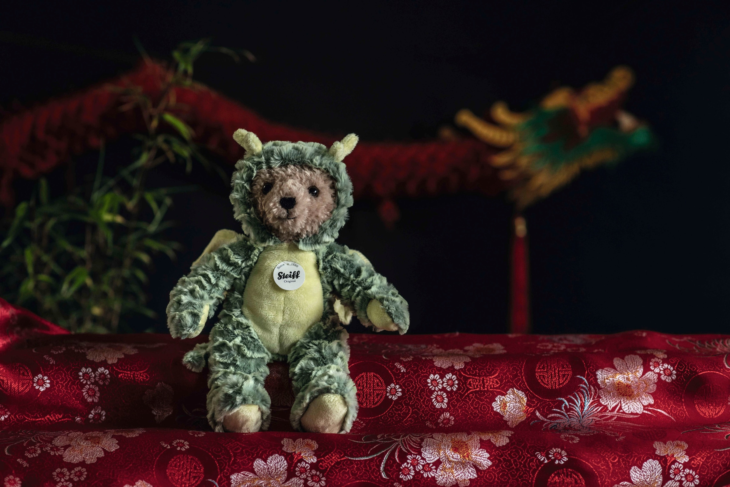Steiff Kuscheltier »Hoodie-Teddybär Drache«