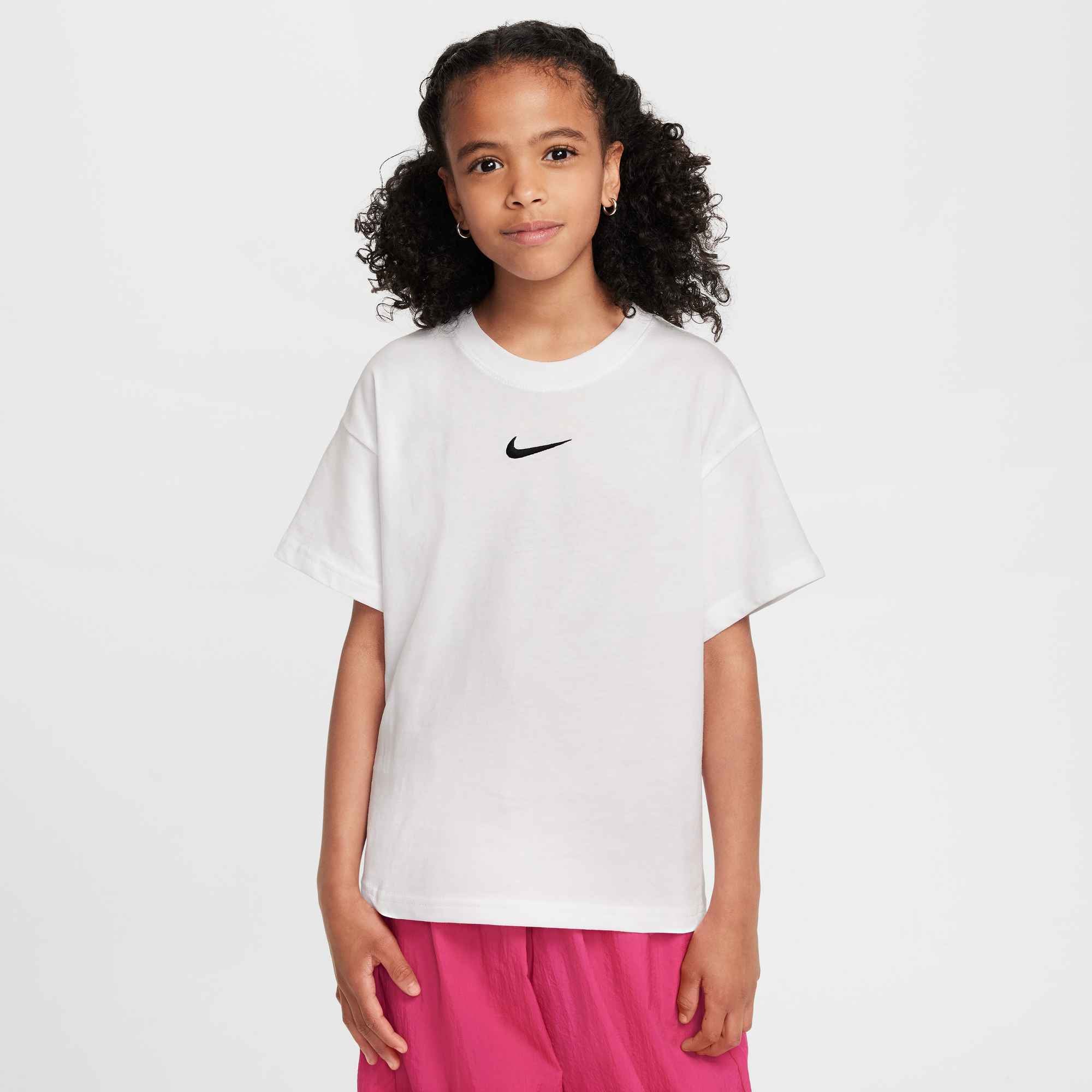 Nike Sportswear T-Shirt »G NSW TEE BOY ESSNTL LBR« für Jugendliche, weiter Schnitt, Rundhalsausschnitt, aus Baumwolle