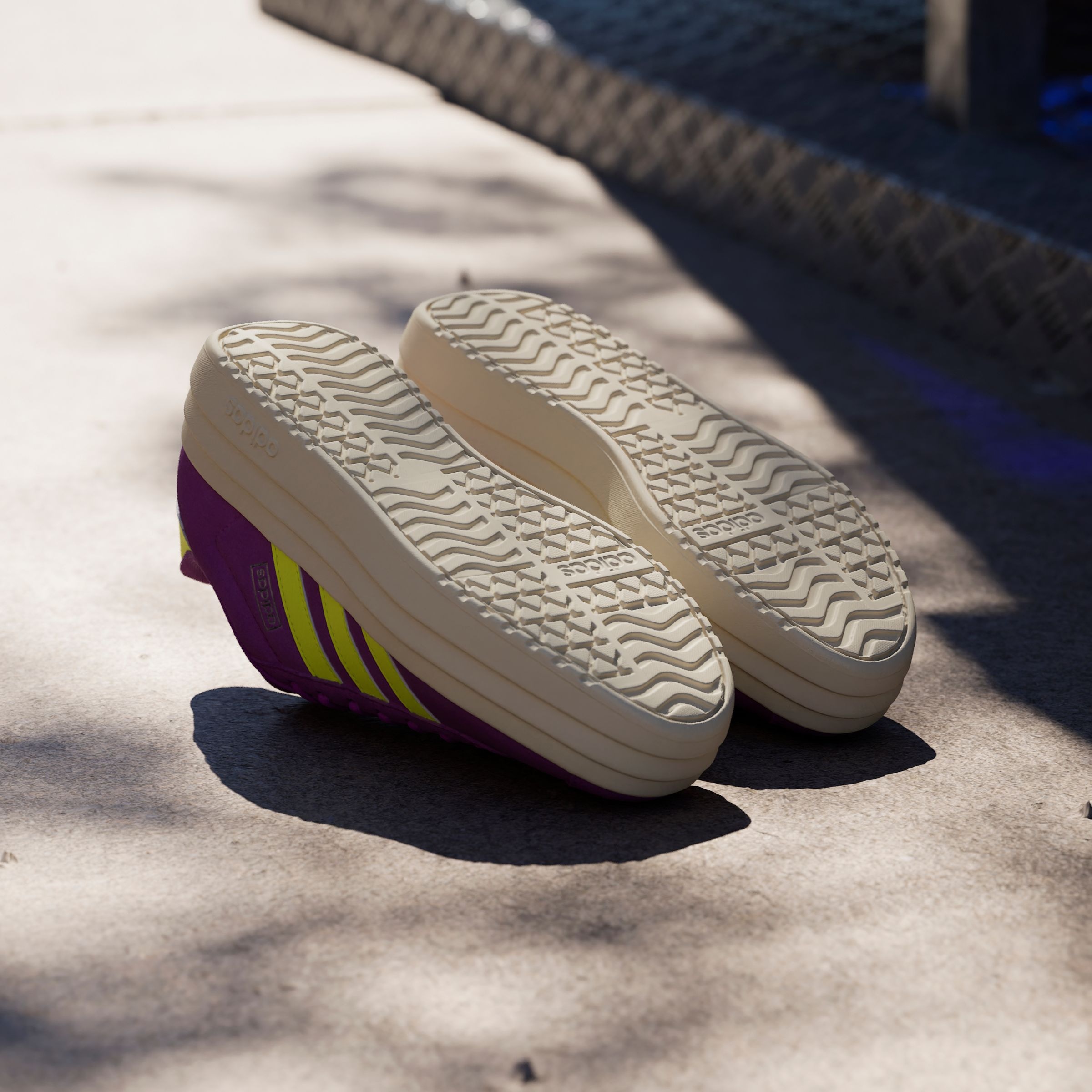 adidas Sportswear Sneaker »VL COURT BOLD«, Design auf den Spuren des adidas Gazelle Bold