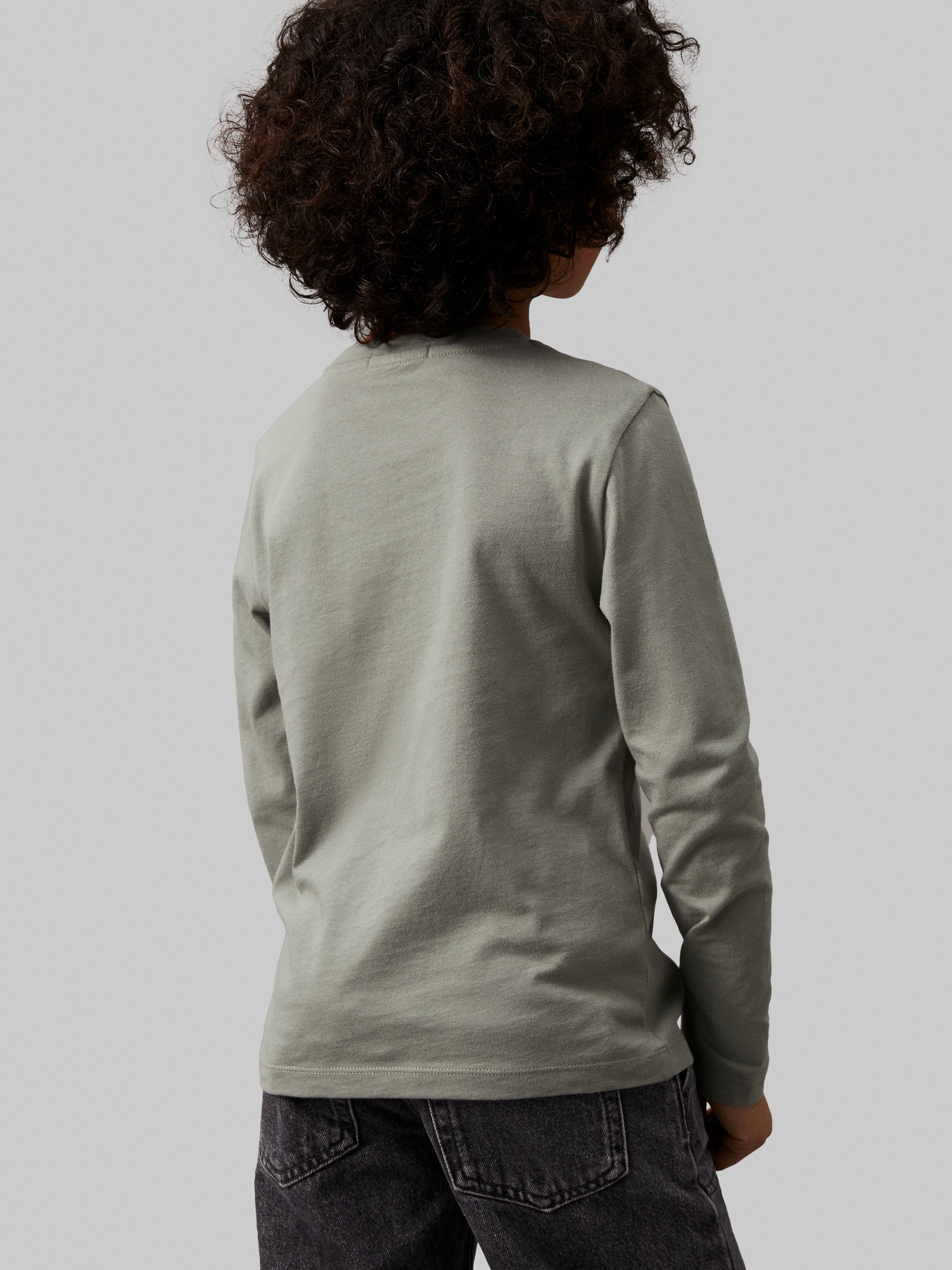 Calvin Klein Jeans Langarmshirt »MINIMALISTIC LOGO LS T-SHIRT«, für Kinder bis 16 Jahre