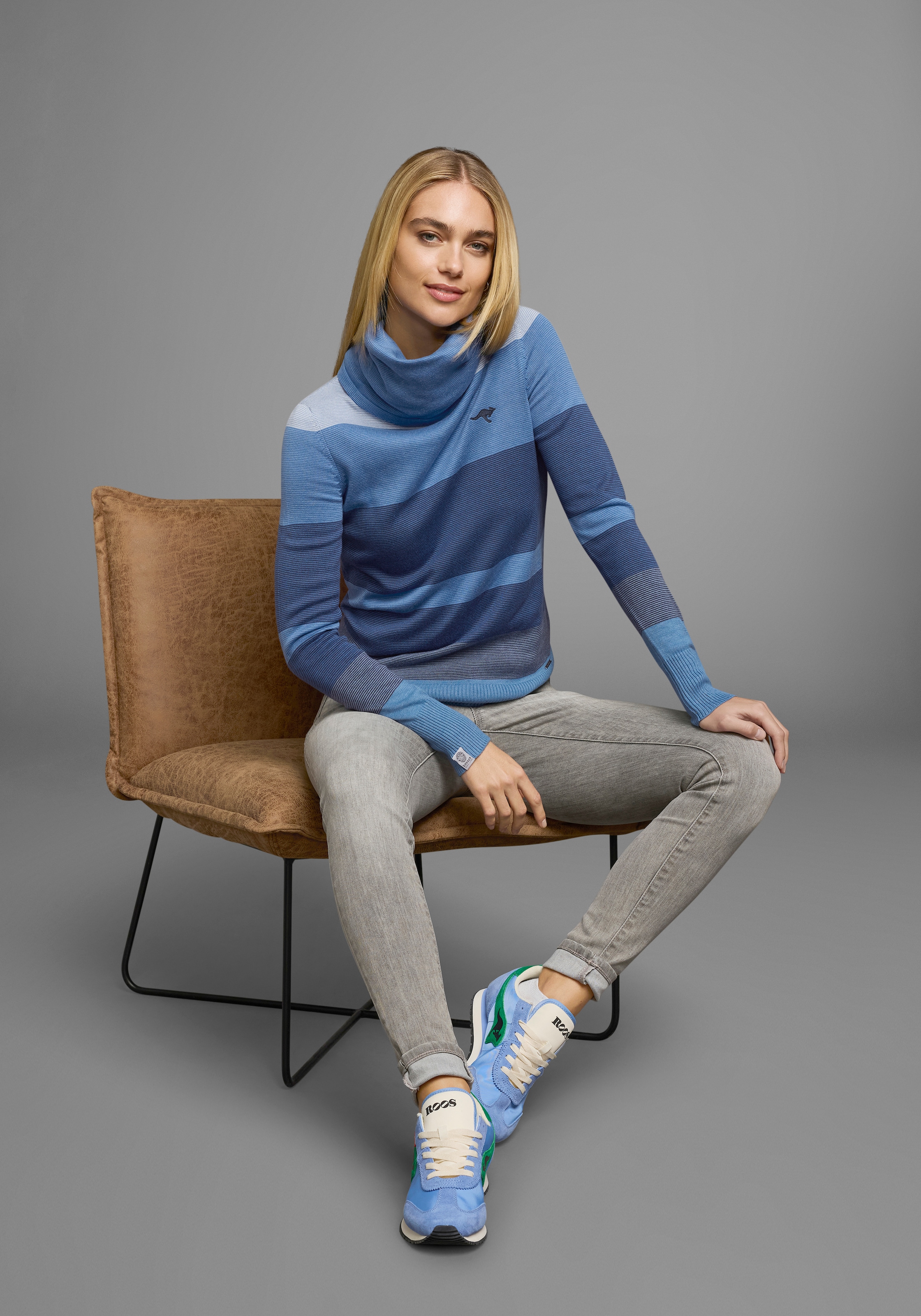 KangaROOS Rollkragenpullover, gestreift mit hohem Stehkragen