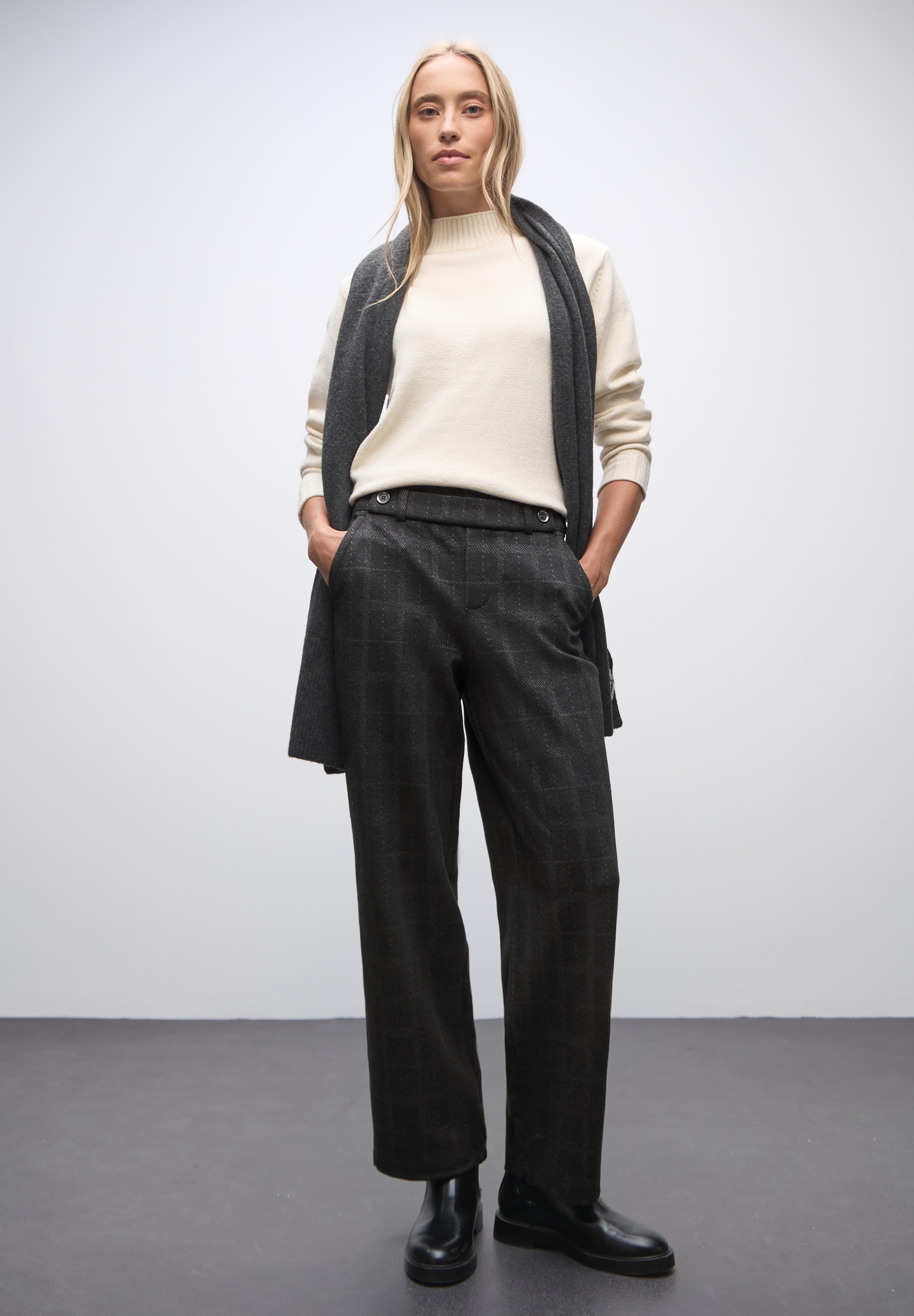 STREET ONE Webhose  mit Karo Muster