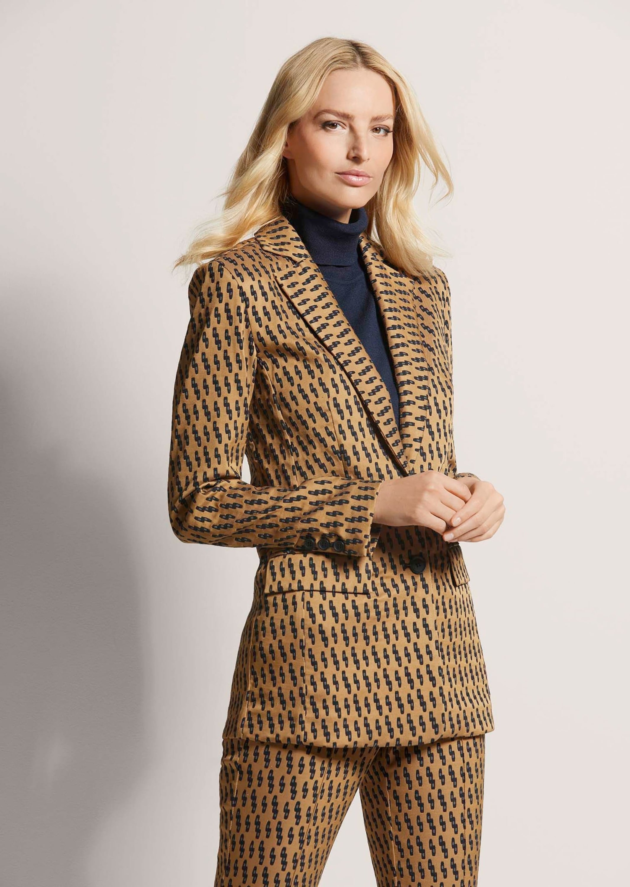 MADELEINE Jackenblazer »Blazer Langer Jersey-Blazer«