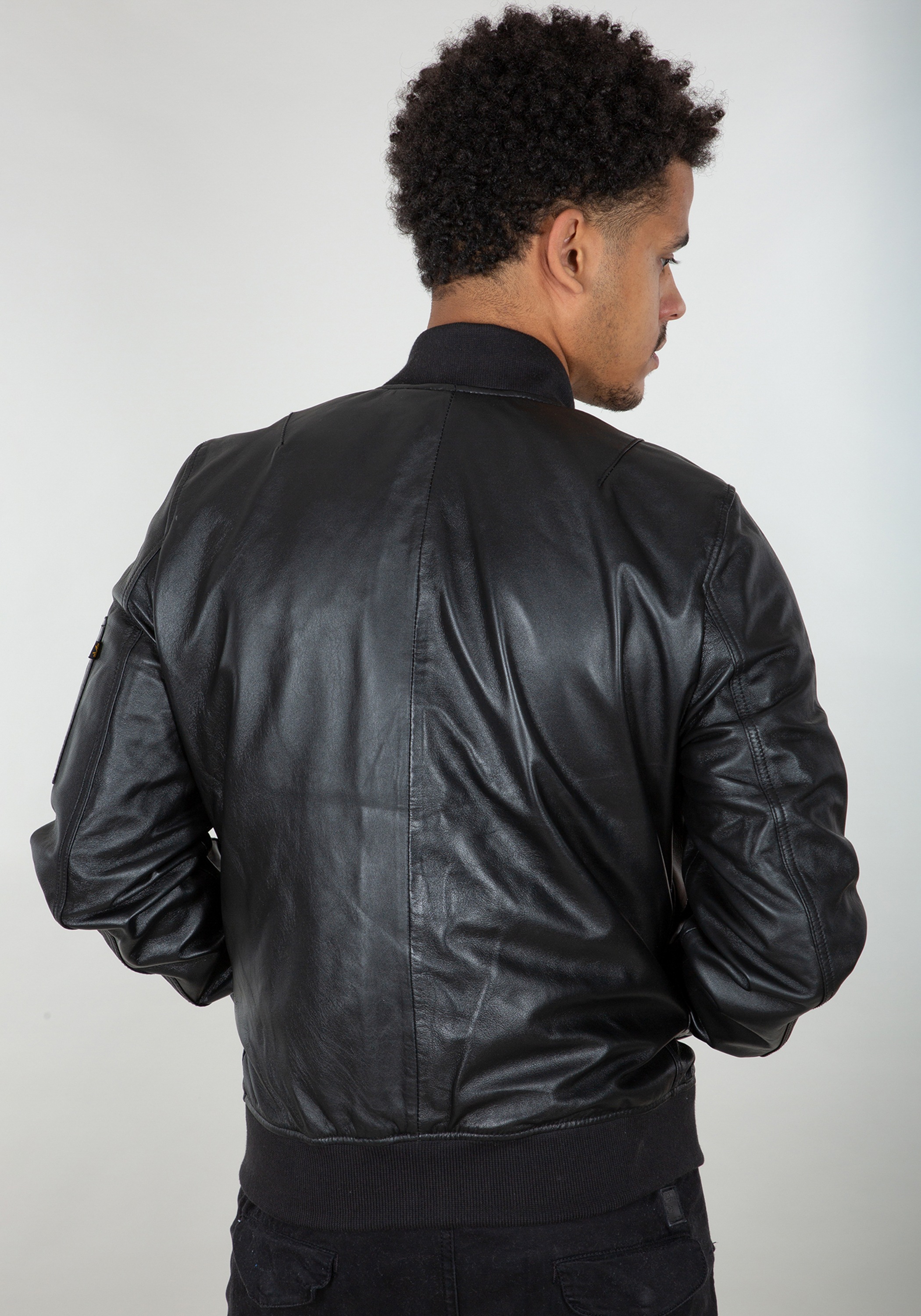Thumbnail - Alpha Industries Bomberjacke "MA-1 Leather LW II"