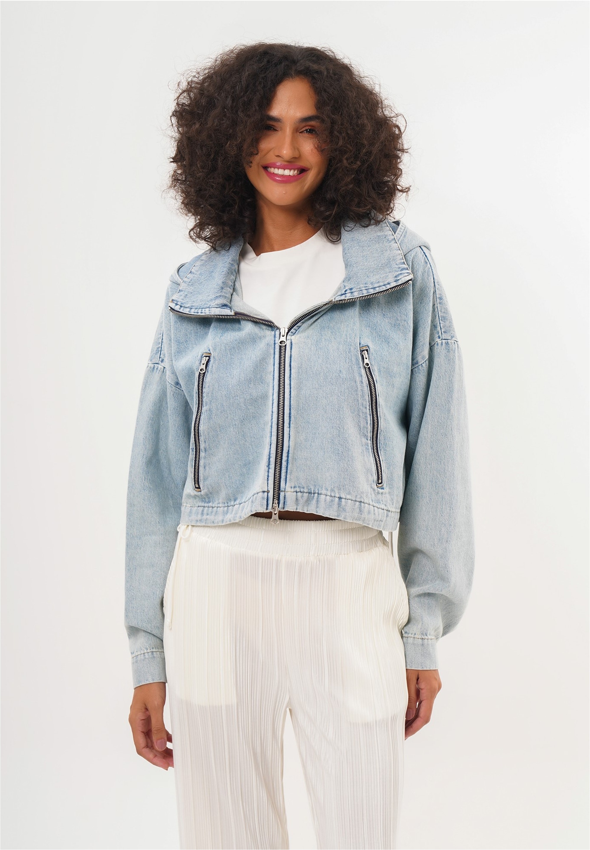 freshlions Jeansjacke "Juliana", (1 St.), im kuscheligen Design mit Kapuze günstig online kaufen