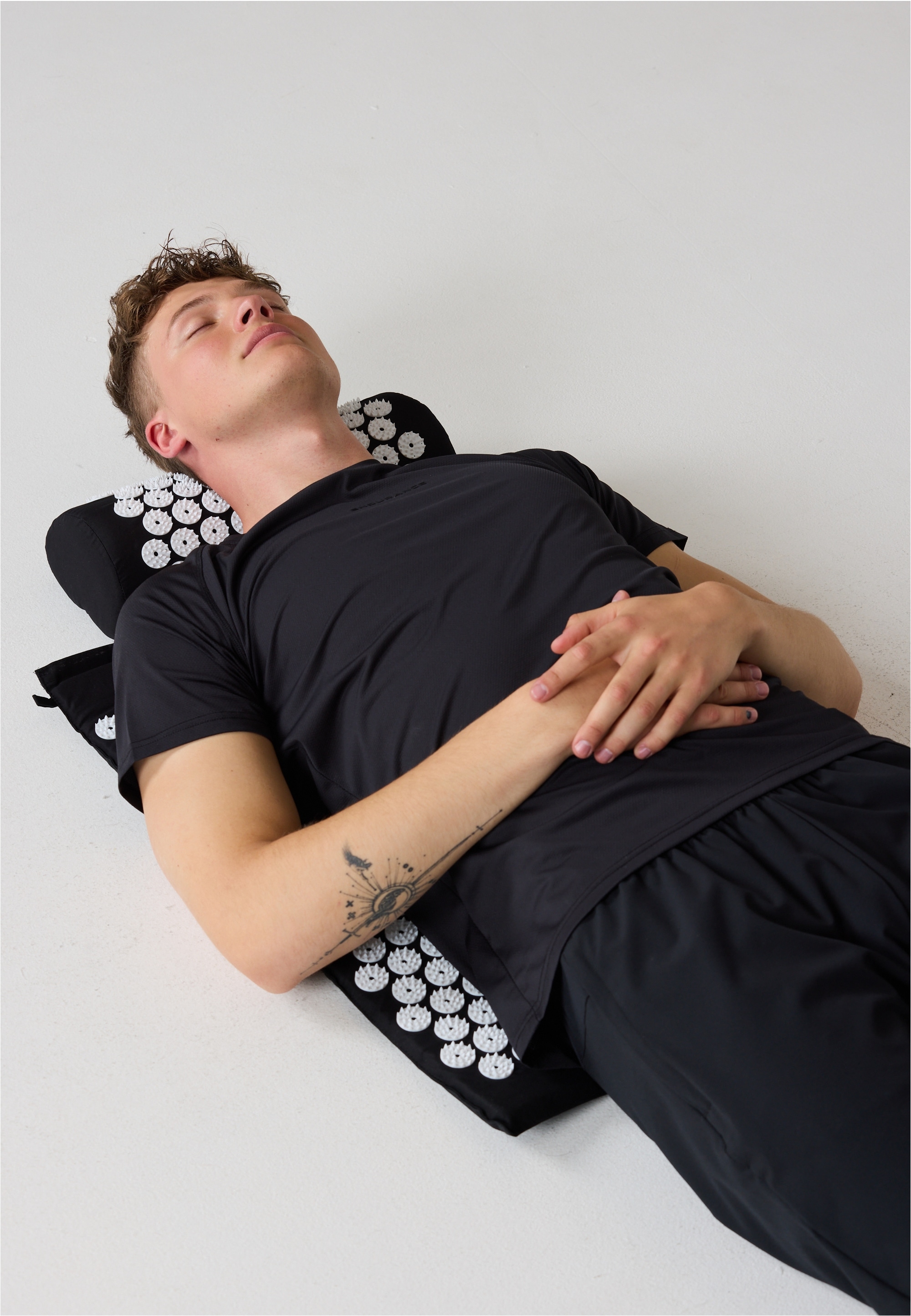 ENDURANCE Yogamatte »Acupressure mat«, in praktischer Größe