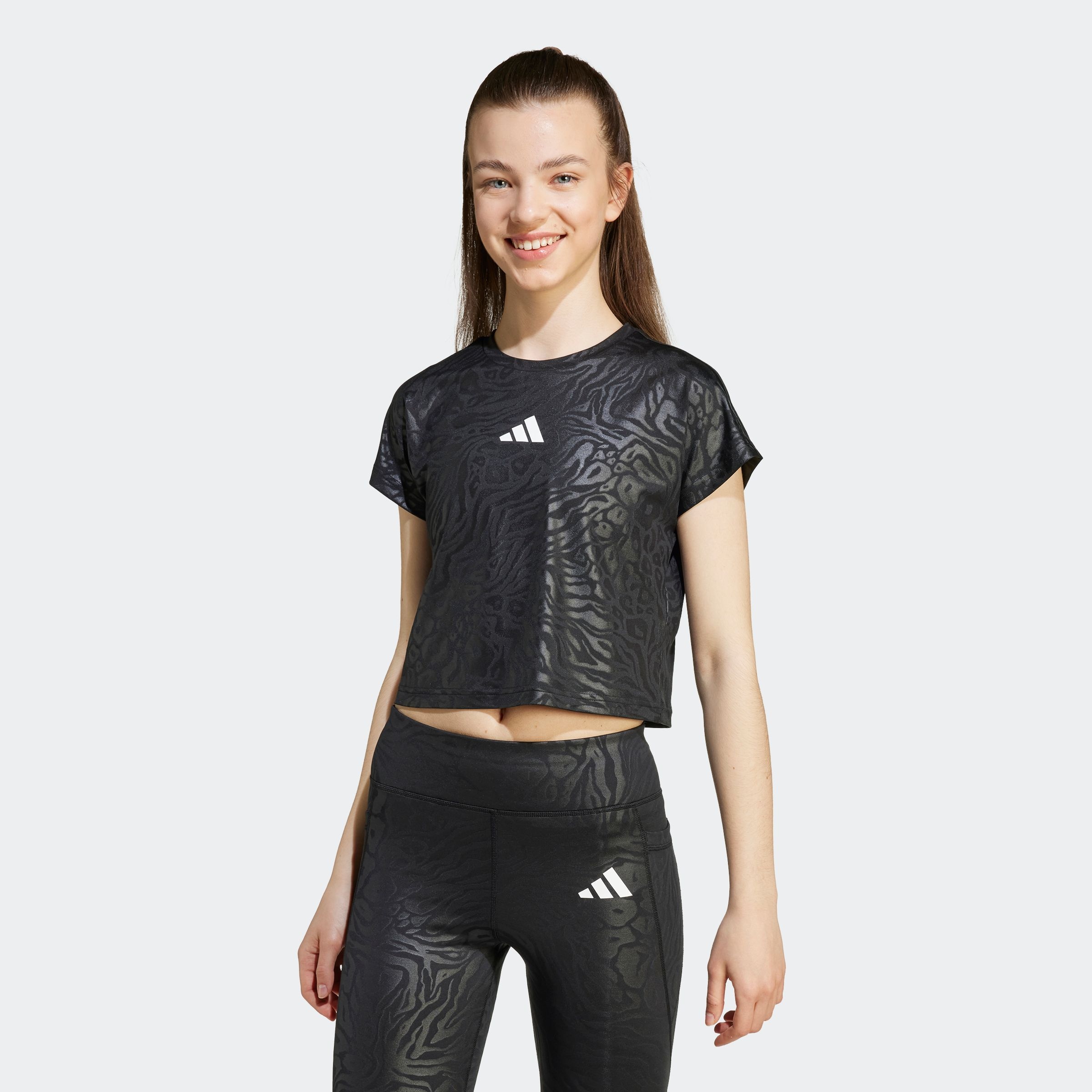 adidas Sportswear T-Shirt "ALL SPORTS ANIMALPRINT" sportlicher Stil, für Kinder, kurze Ärmel, mit auffälligem Aufdruck