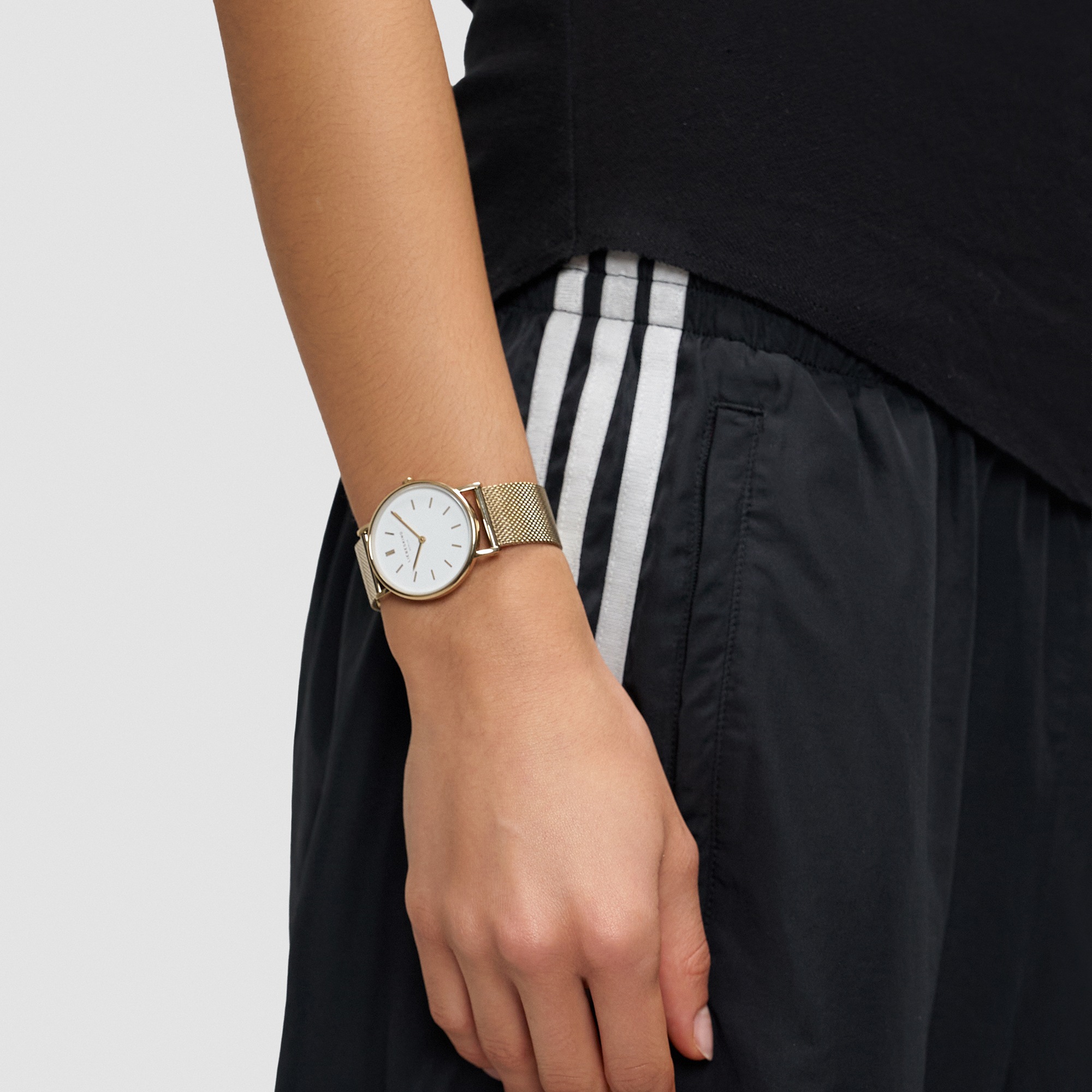 Liebeskind Berlin Quarzuhr »Pure Elegance« Armbanduhr, Damenuhr, Edelstahlarmband, analog