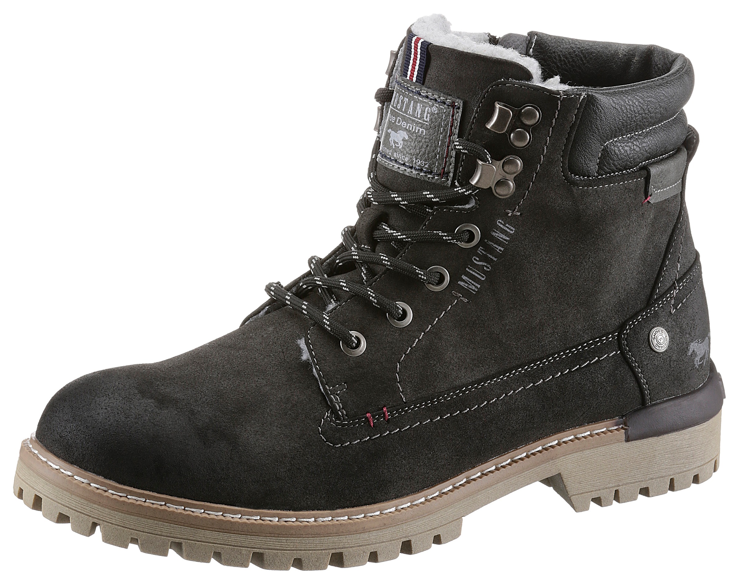 Mustang Shoes Winterboots mit Warmfutter ausgestattet bestellen