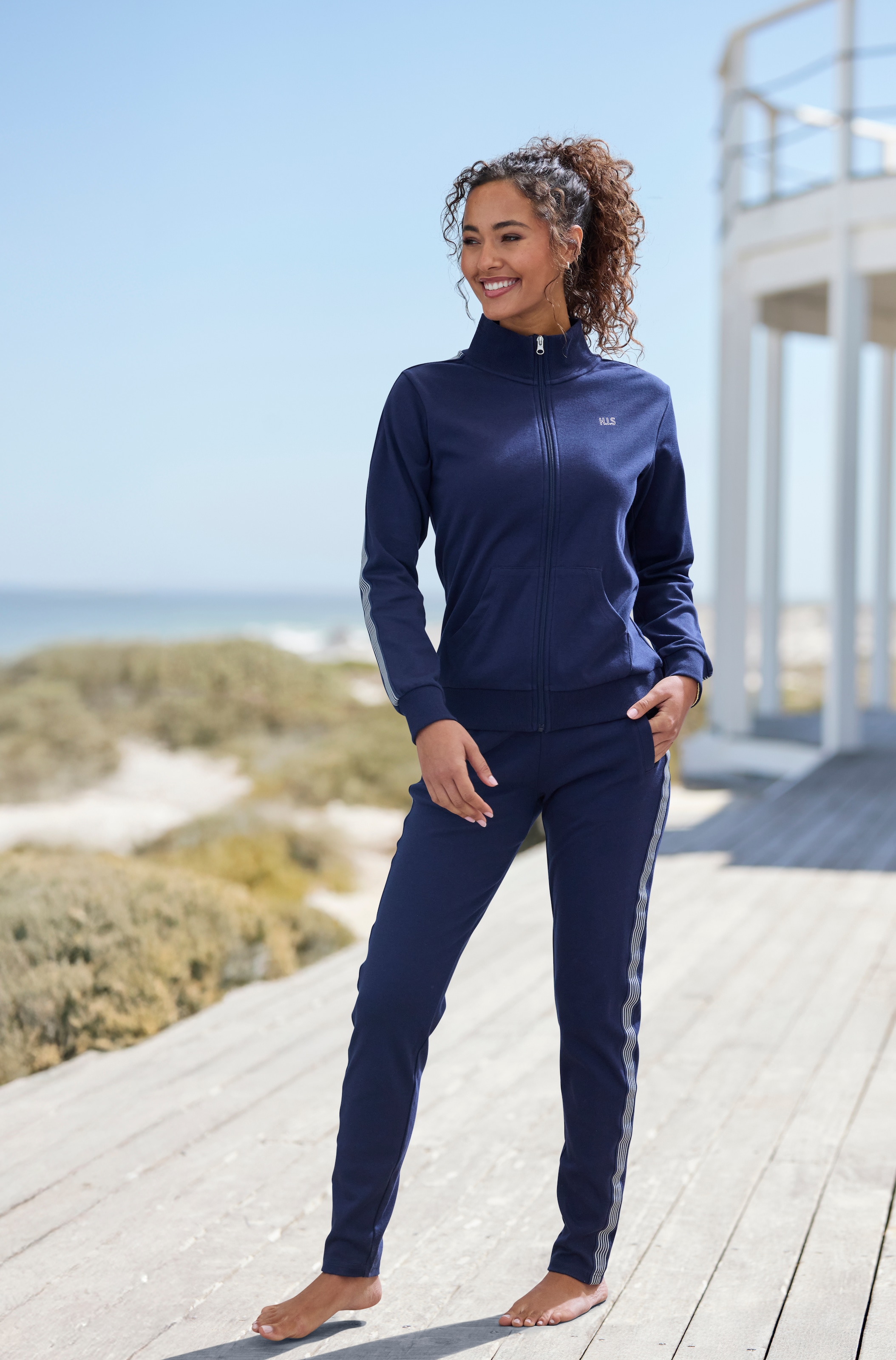 H.I.S Sweathose, mit seitlichen Streifen, Loungewear günstig online kaufen