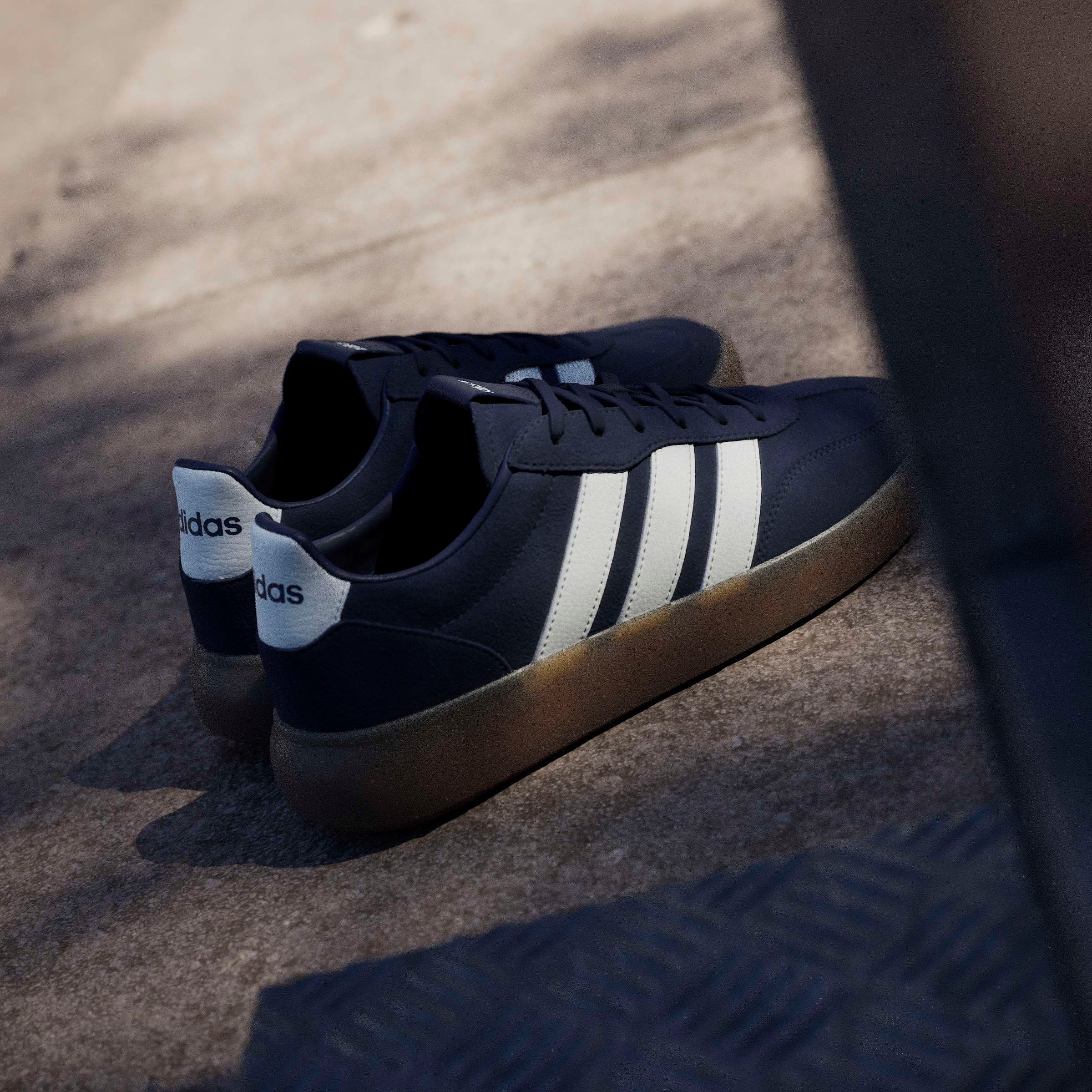 adidas Sportswear Sneaker »BARREDA DECODE«  inspiriert vom Design des adidas handball spezial
