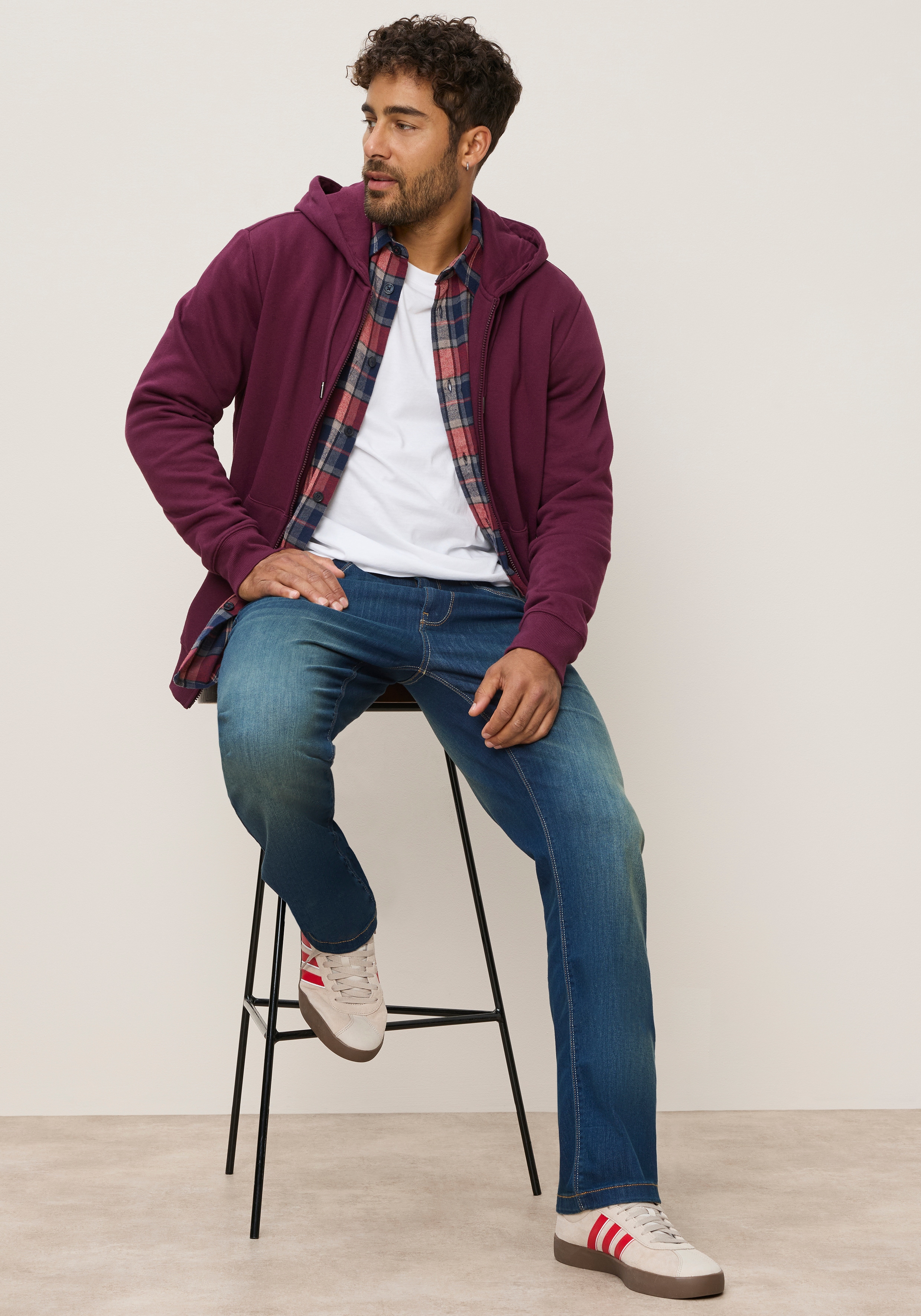 Mans World Kapuzensweatjacke mit Kapuze und Kordelzügen, normale Passform