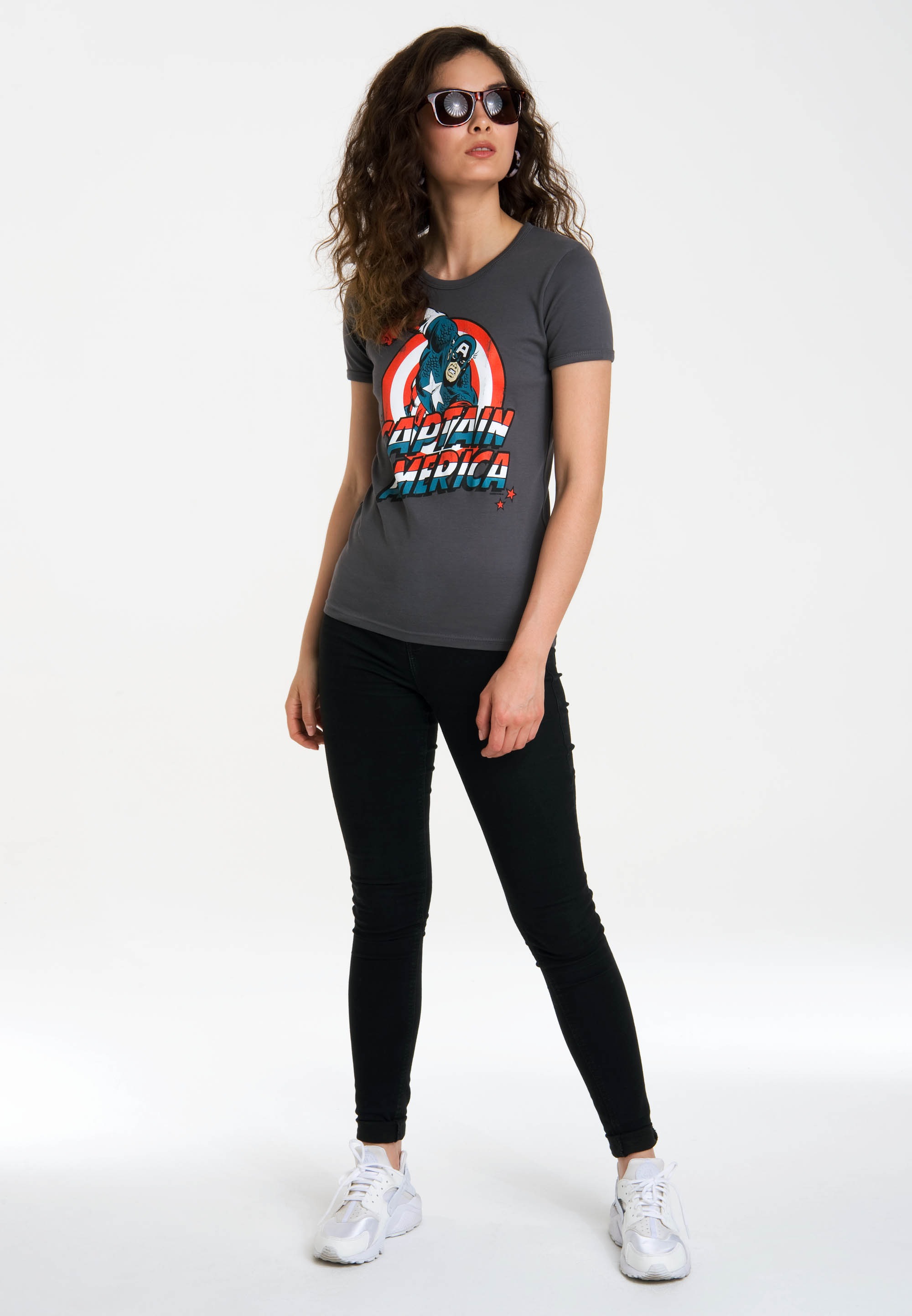 LOGOSHIRT T-Shirt »Captain America«, mit lizenzierten Originaldesign