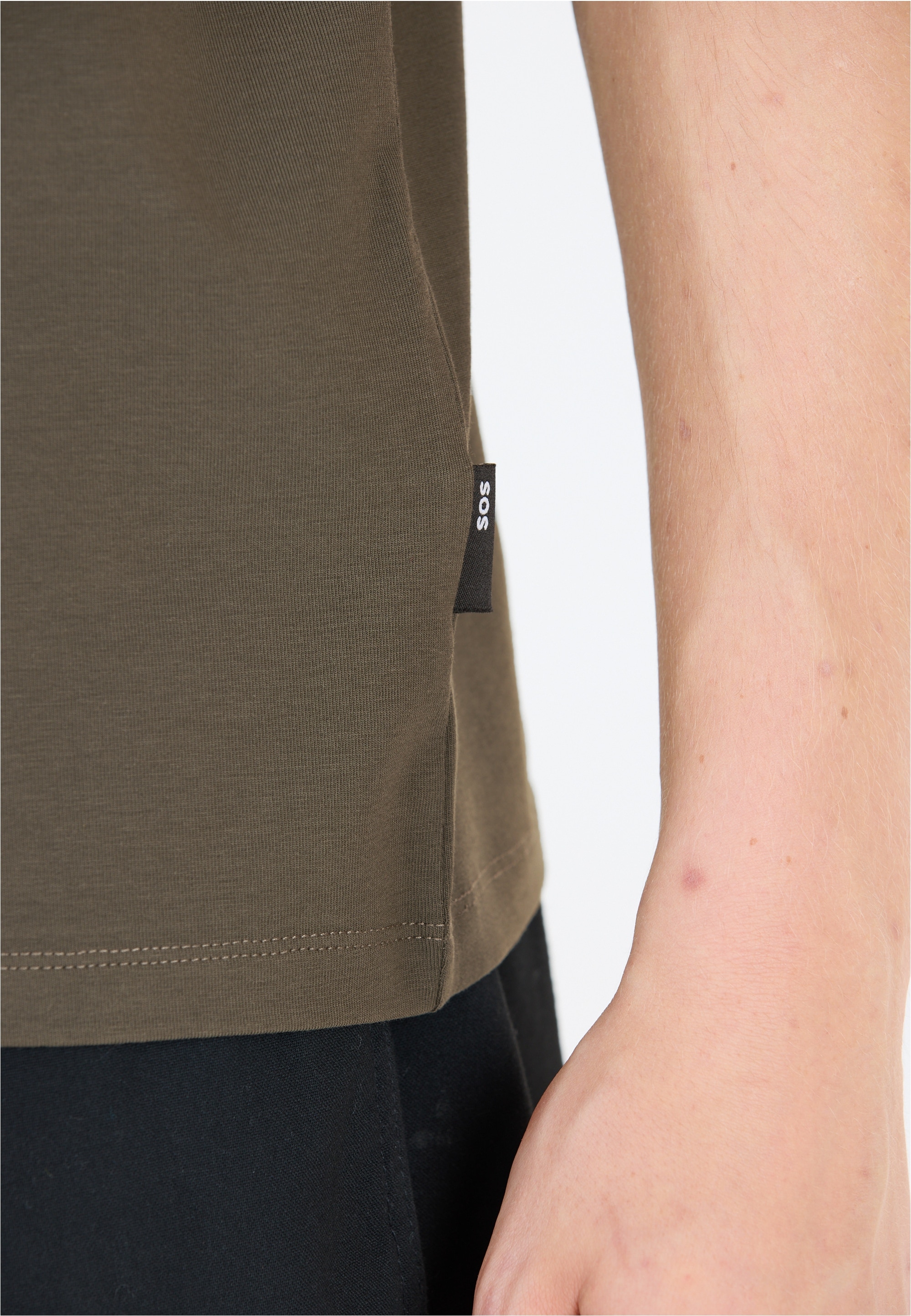 SOS Funktionsshirt »Kvitfjell«, mit biologischer Baumwolle und subtilem SOS-Print
