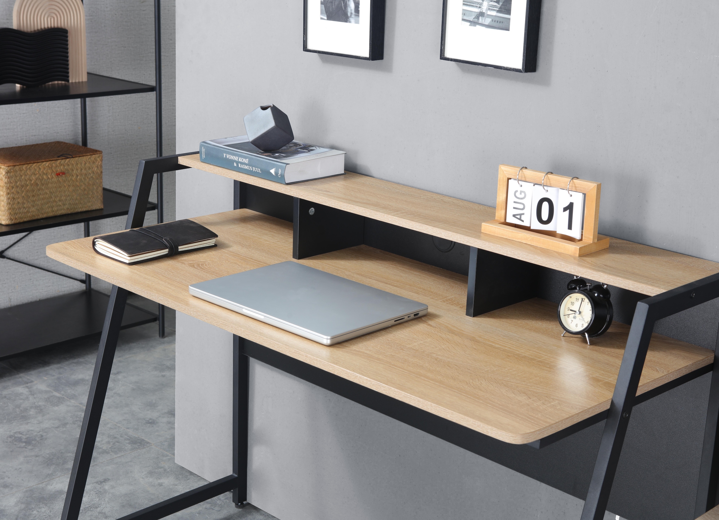INOSIGN Schreibtisch »Horda, Computertisch mit Monitoraufsatz & Kabeldurchlass,«, asymetrisches Metallgestell, abgerundete ABS-Kanten, Breite 124 cm