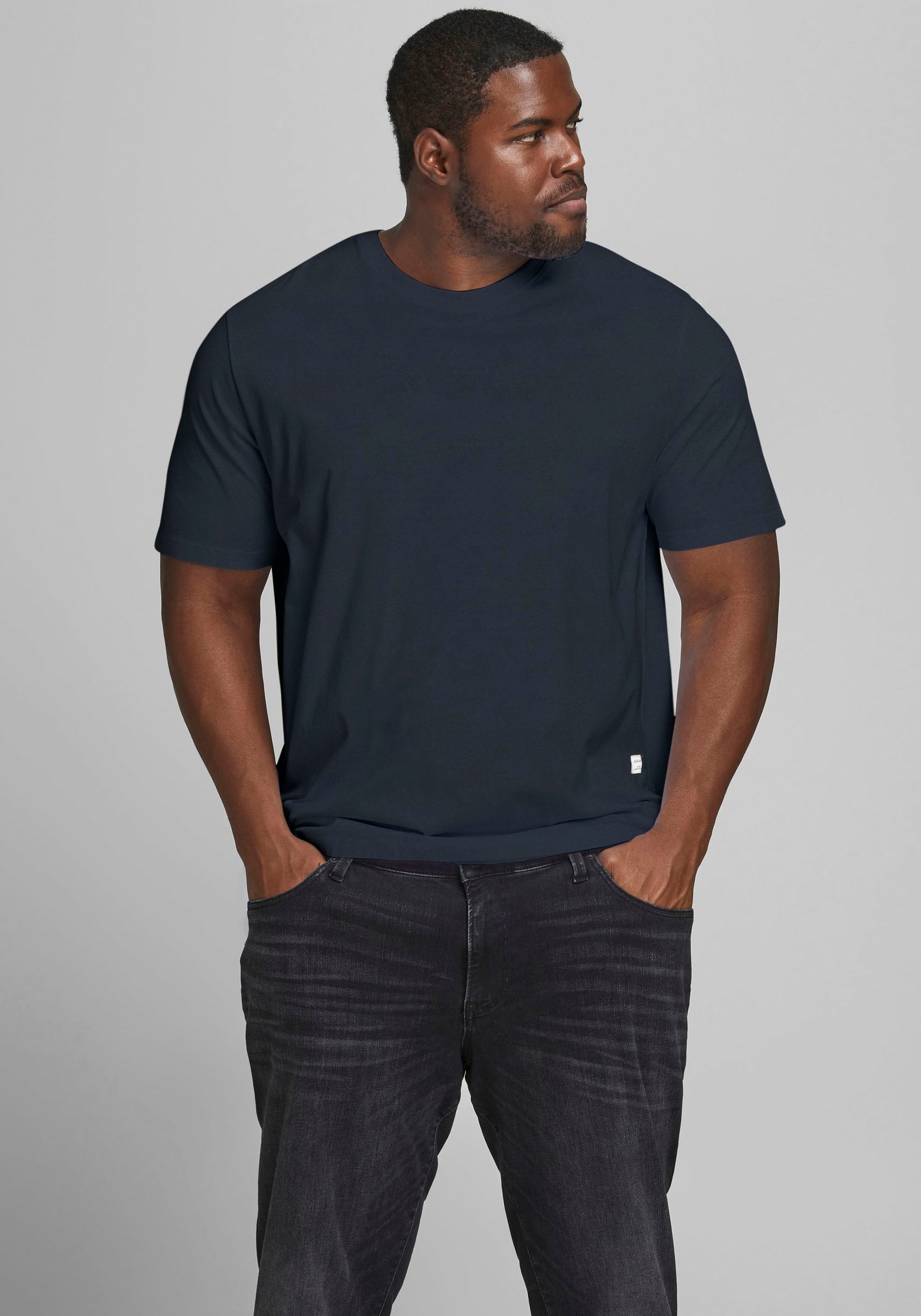 Jack & Jones PlusSize 1100000002199 "NOA TEE" mit abgerundetem Saum, bis Größe 6XL
