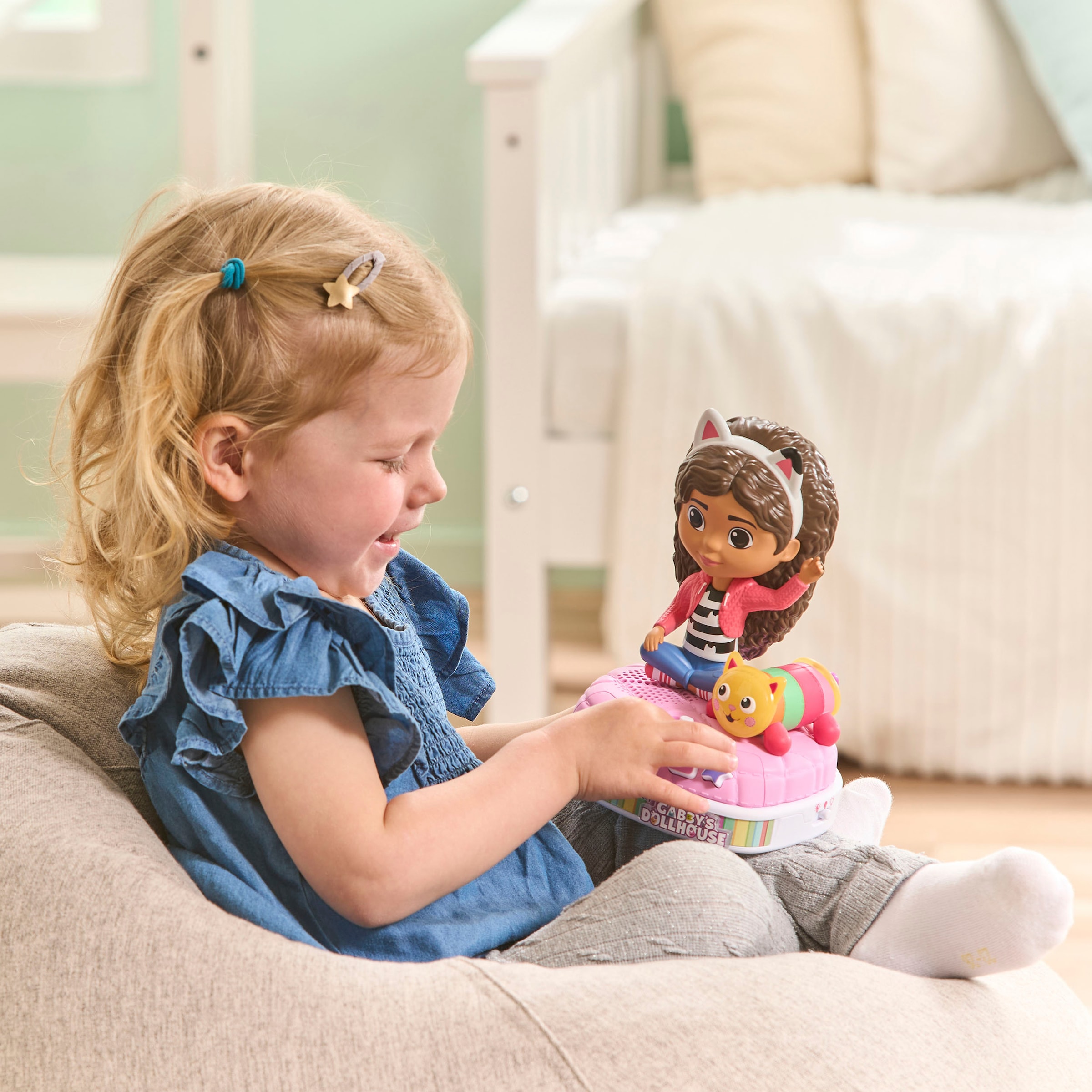 Vtech® Spielfigur »Gabby's Dollhouse - Interaktive Geschichten-Freundin Gabby«, mit Licht- und Soundeffekt
