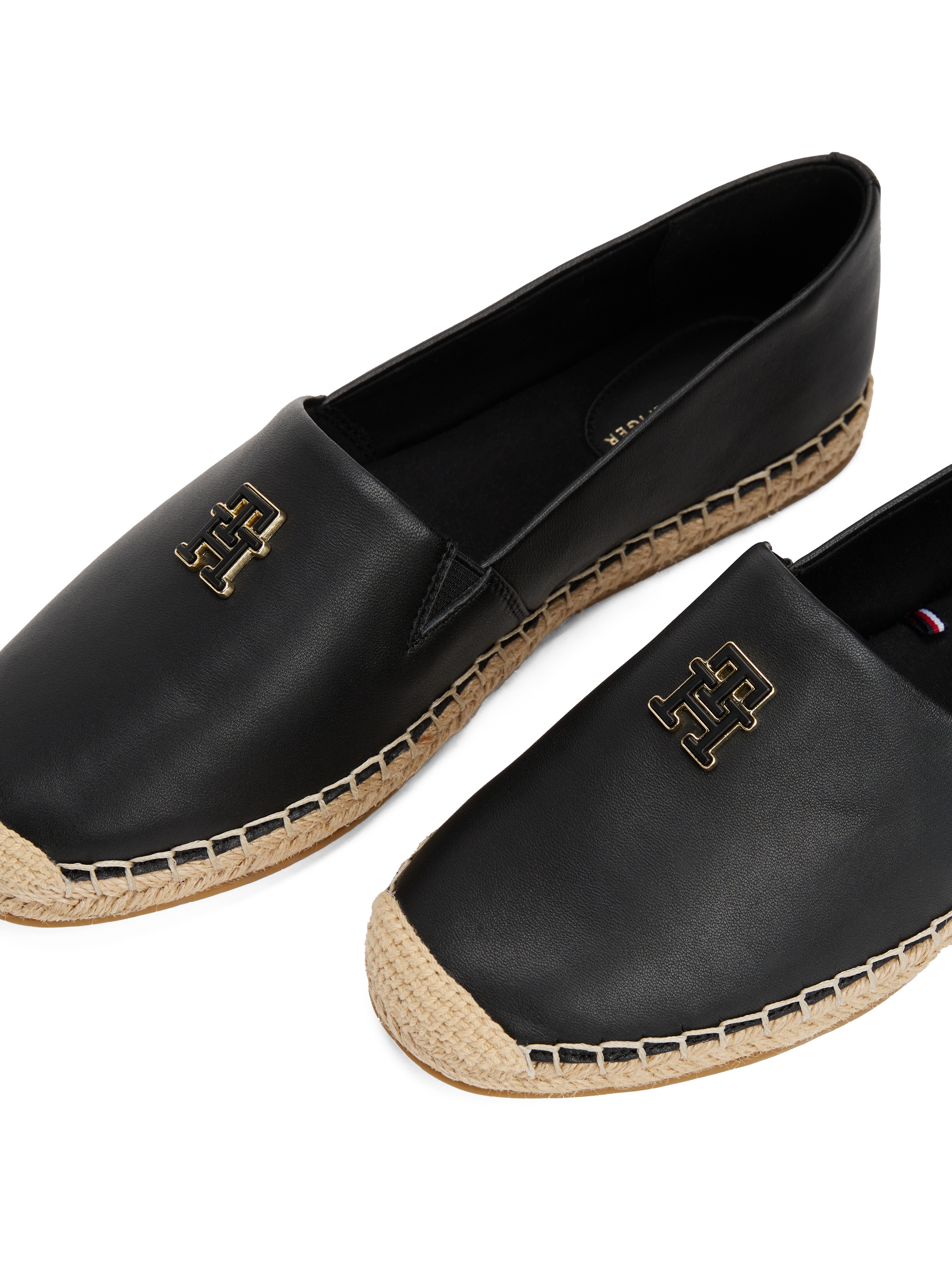 Tommy Hilfiger Espadrille »TH LOGO LEATHER ESPADRILLE«, Sommermode, Flats, Slipper, Schlupfschuh in schmaler Form